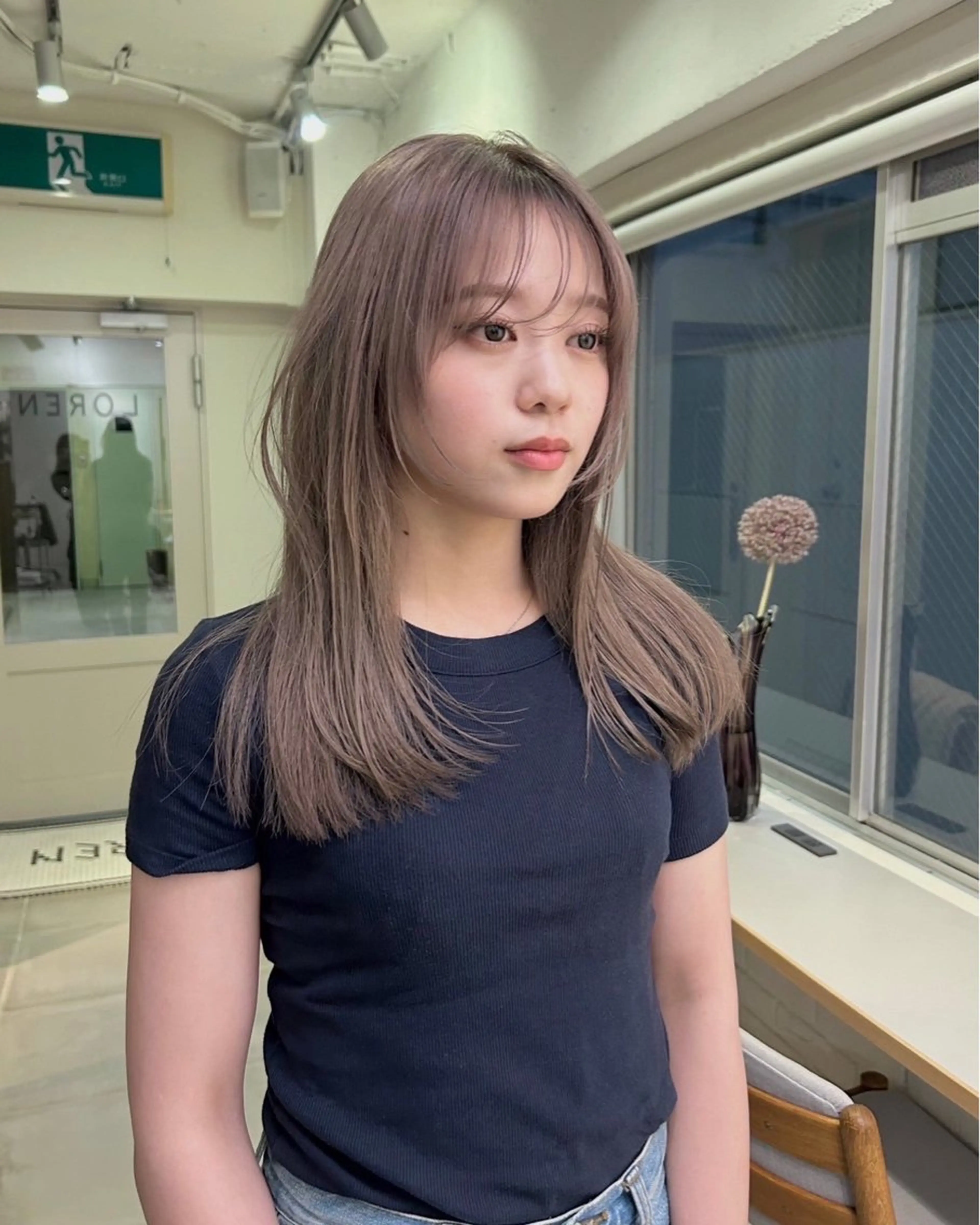 ロング カラー ハイトーンカラー 顔周りカット レイヤーカット ロング ヘアカラー ハイトーン大好き 美容師🕊️aiのヘアスタイル
