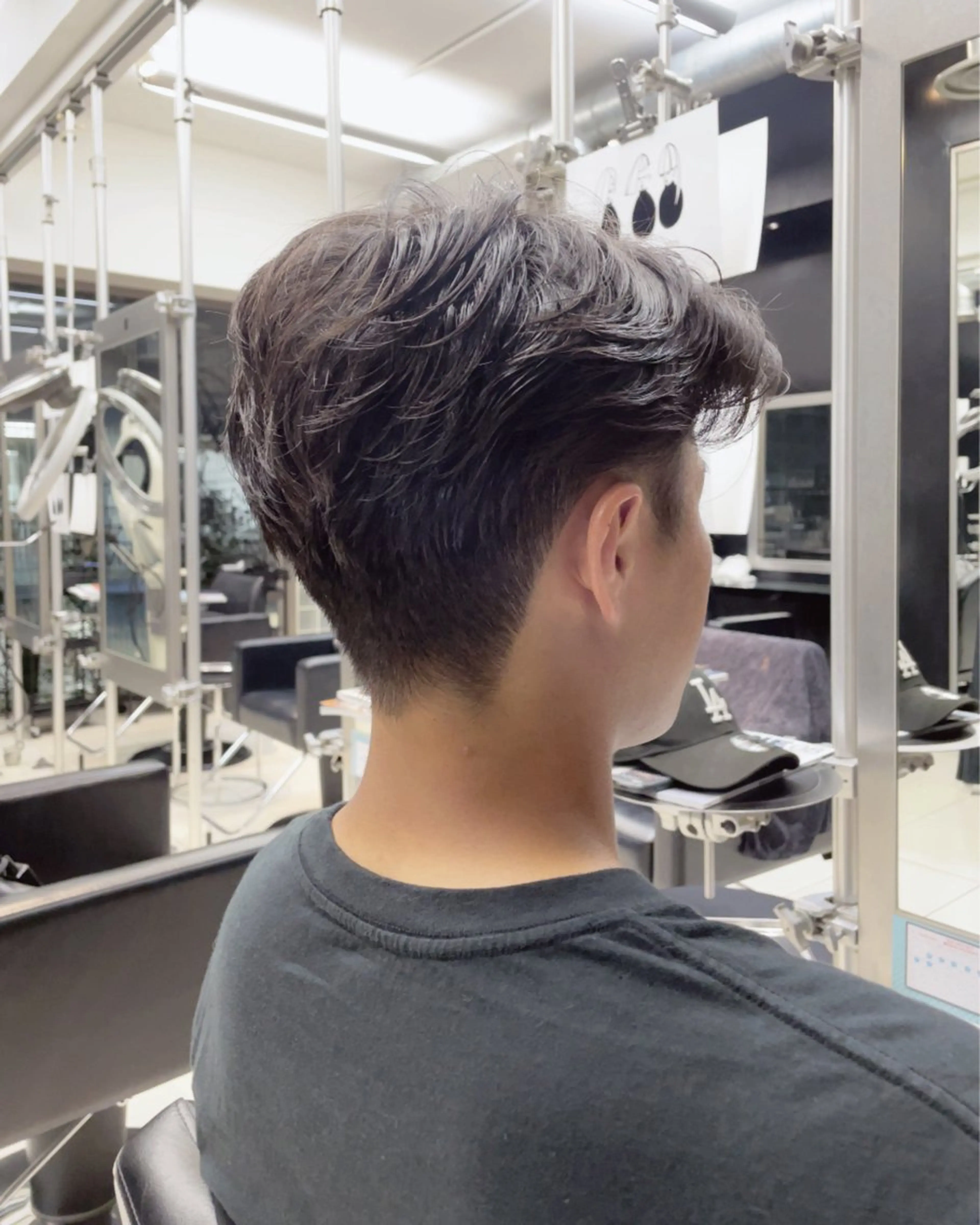 ショート カット 上野 葉月🌙のヘアスタイル