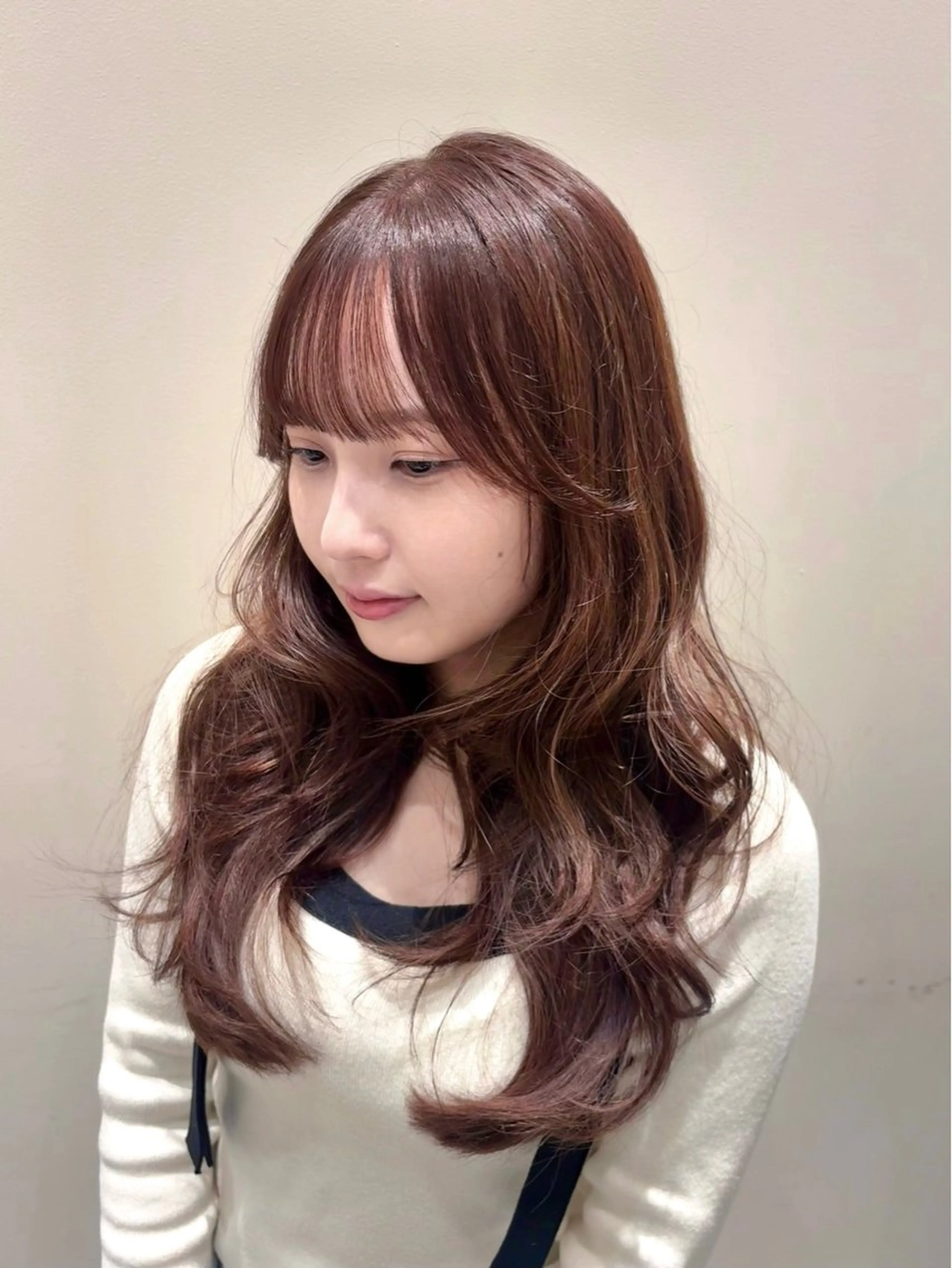 ロング ピンクブラウン レイヤーカット カット ヘアカラー トリートメント 透明感カラー/顔周り カット🎀ヒラバルのヘアスタイル