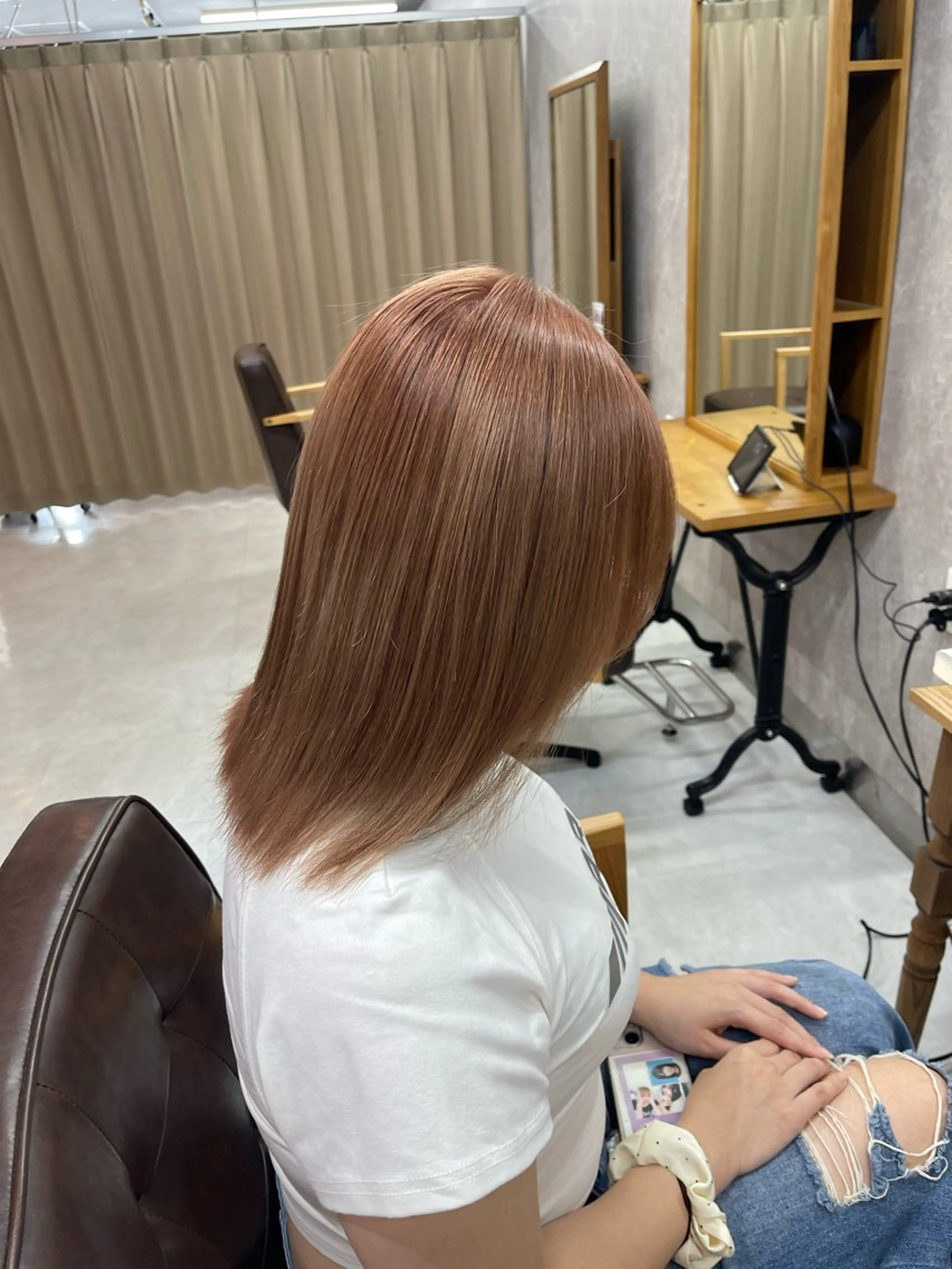 ミディアム ヘアカラー Colore（コローレ）所属・顔タイプ/ダブルカラ ー/りりかのヘアスタイル