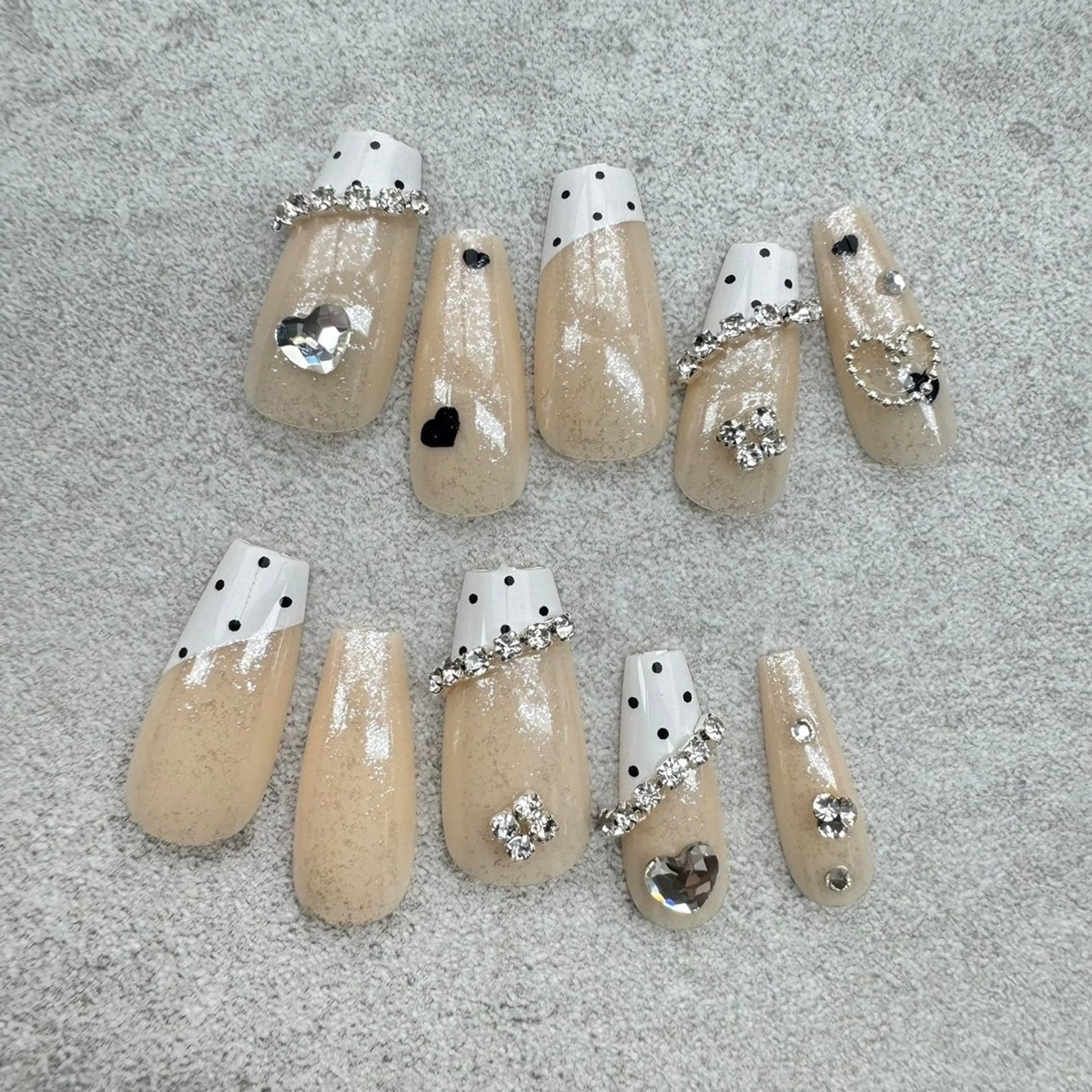 ネイル M&K　上田店所属・M&K 上田店の眉毛・アイブロウイメージ