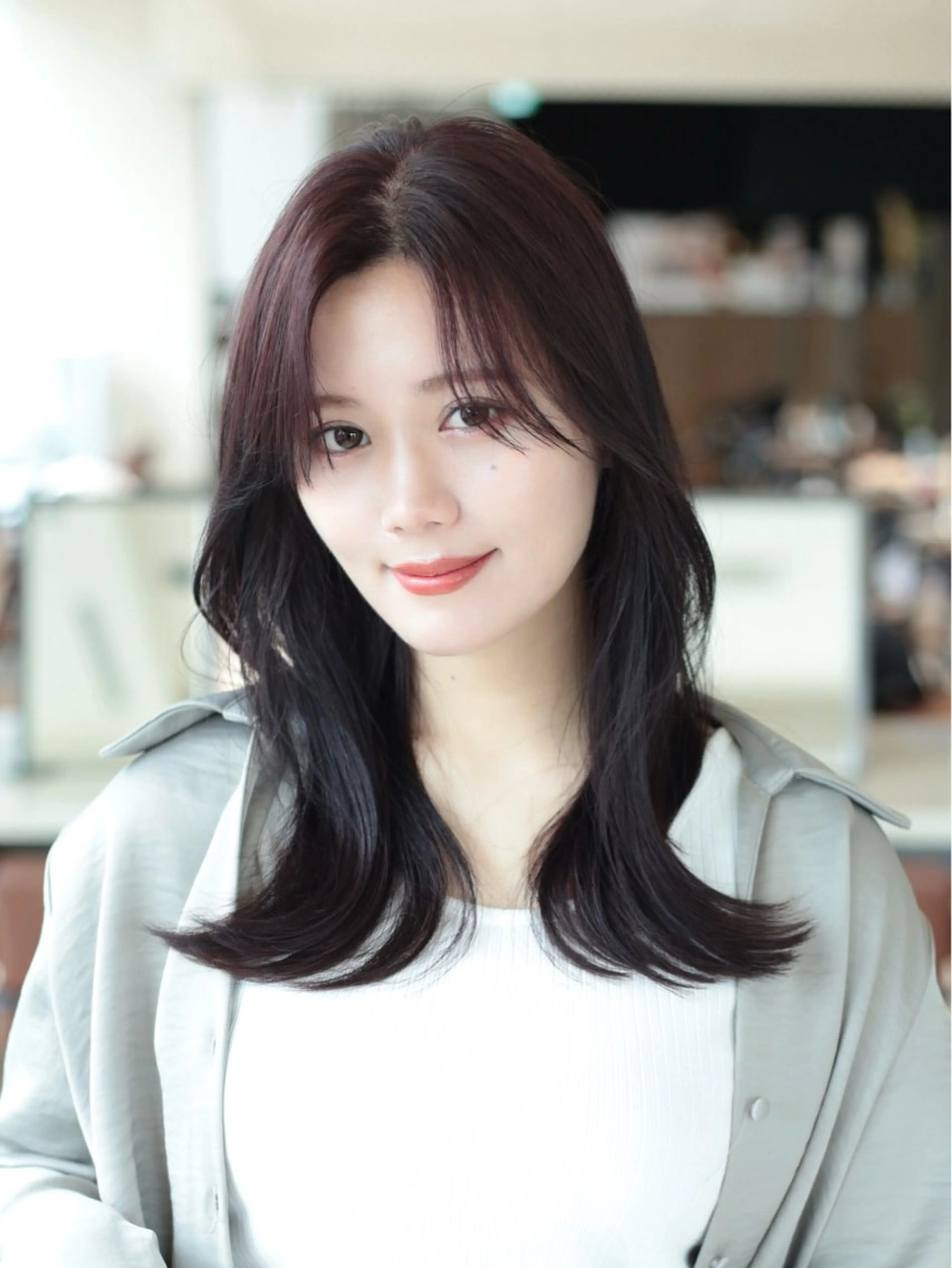 ミディアム カラー レイヤーカット 似合わせカット レイヤー/顔周り /透明感🩶高橋大のヘアスタイル