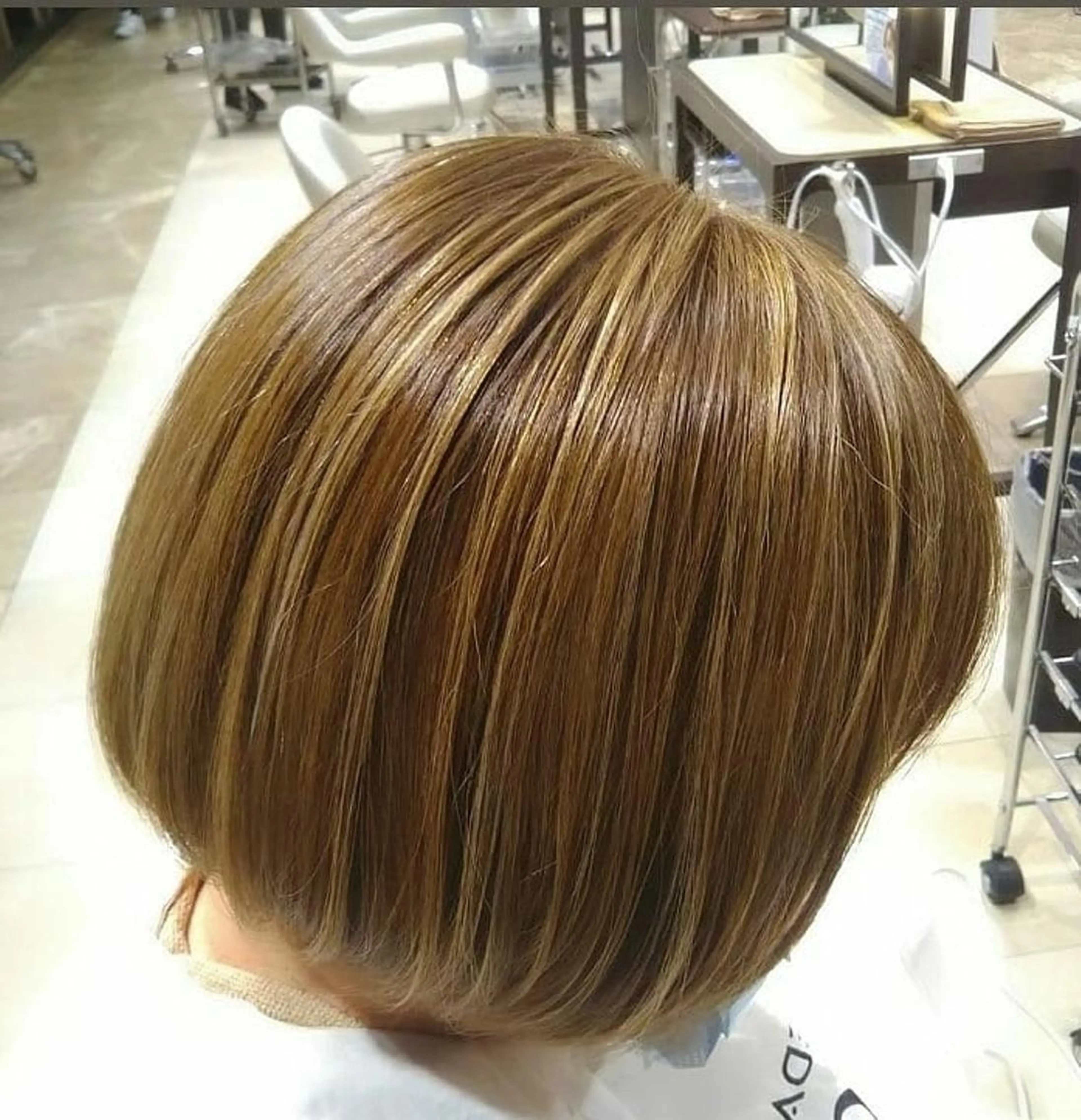 ショート メゾンブランアヴェダ所属・ホリウチ ユキエのヘアスタイル