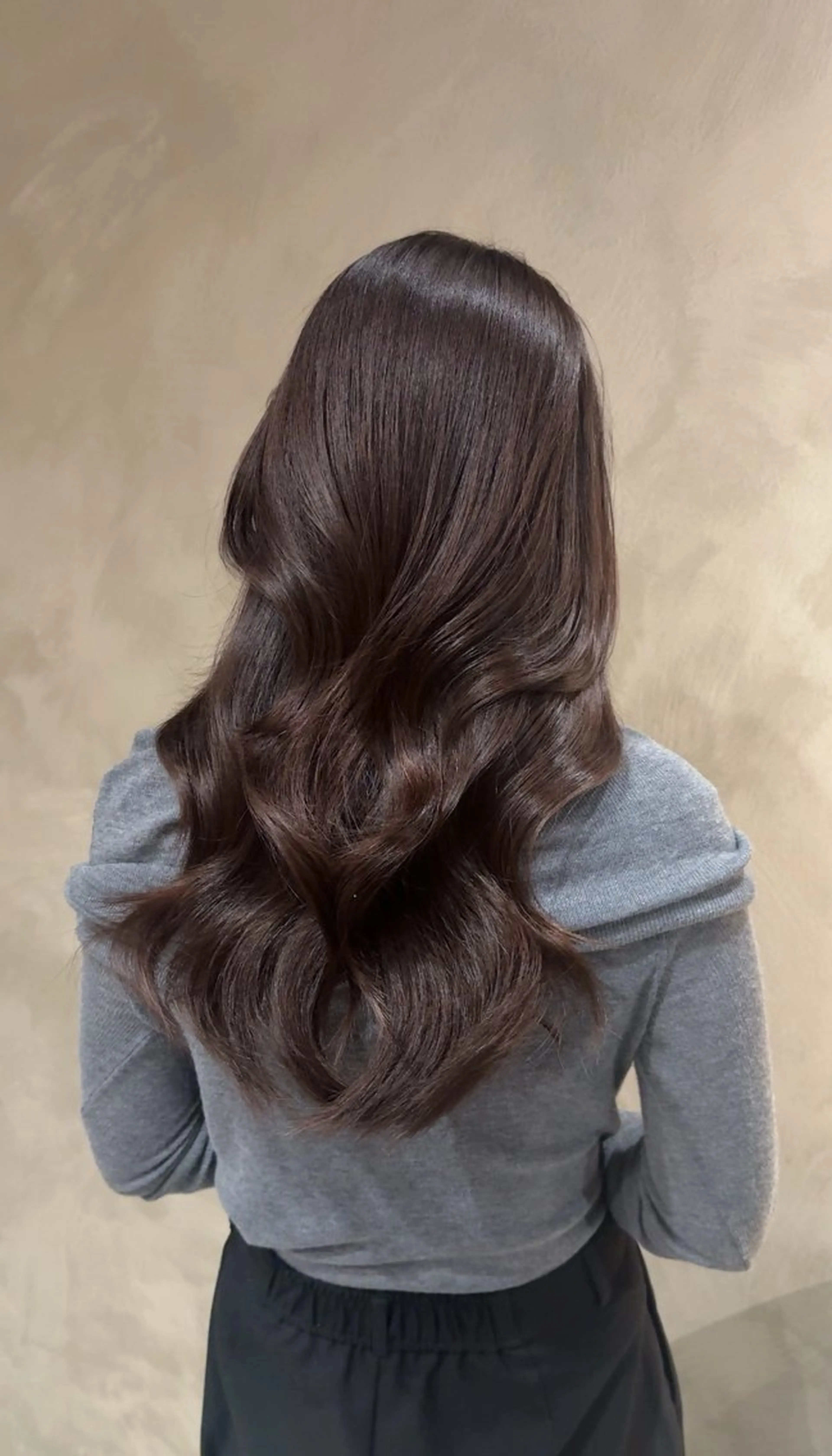 ロング レイヤーカット 三浦 秀太郎のヘアスタイル