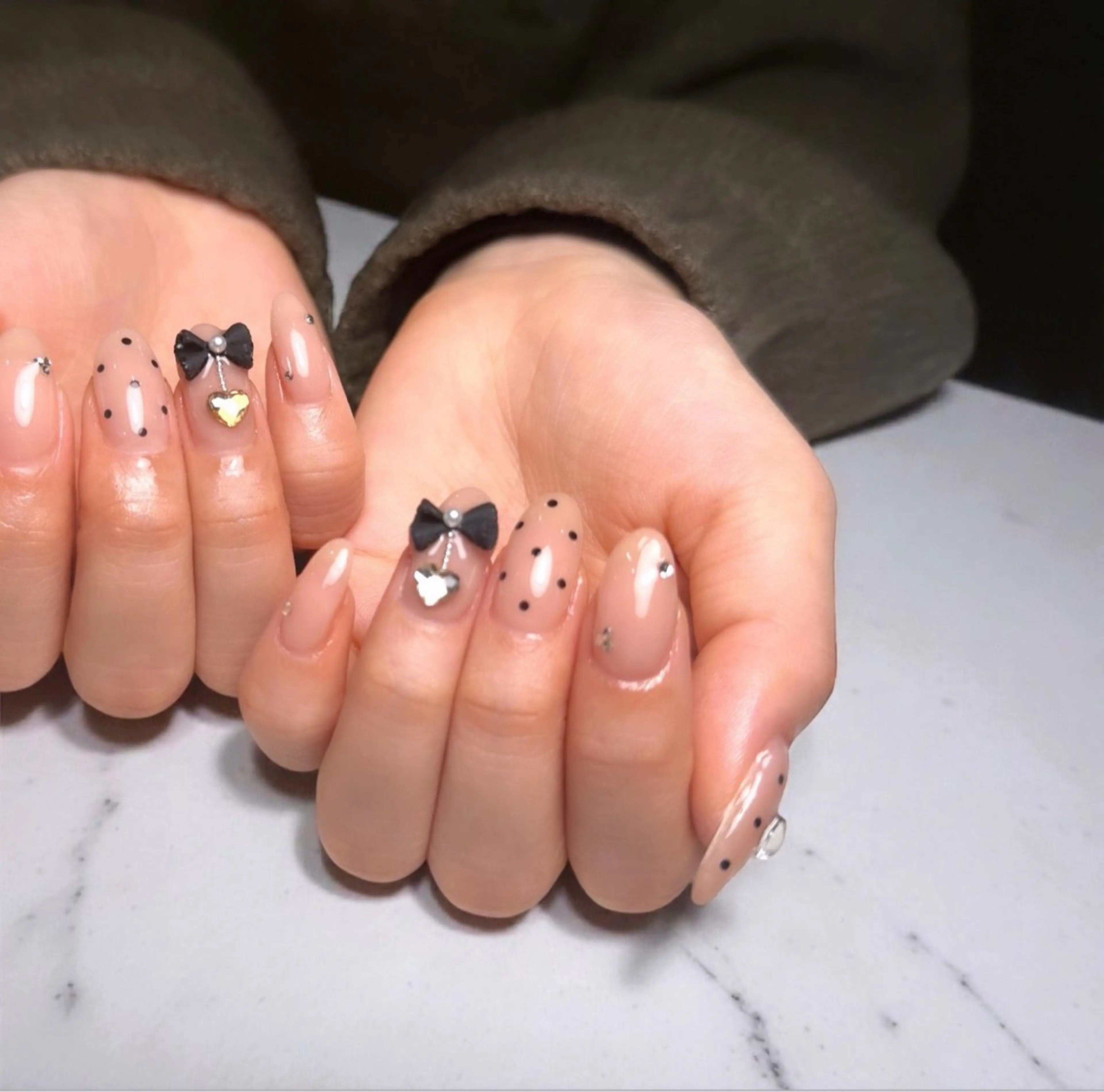 ネイル アートネイル ハンドネイル IRIS-アイリス- Nomu.のネイルデザイン