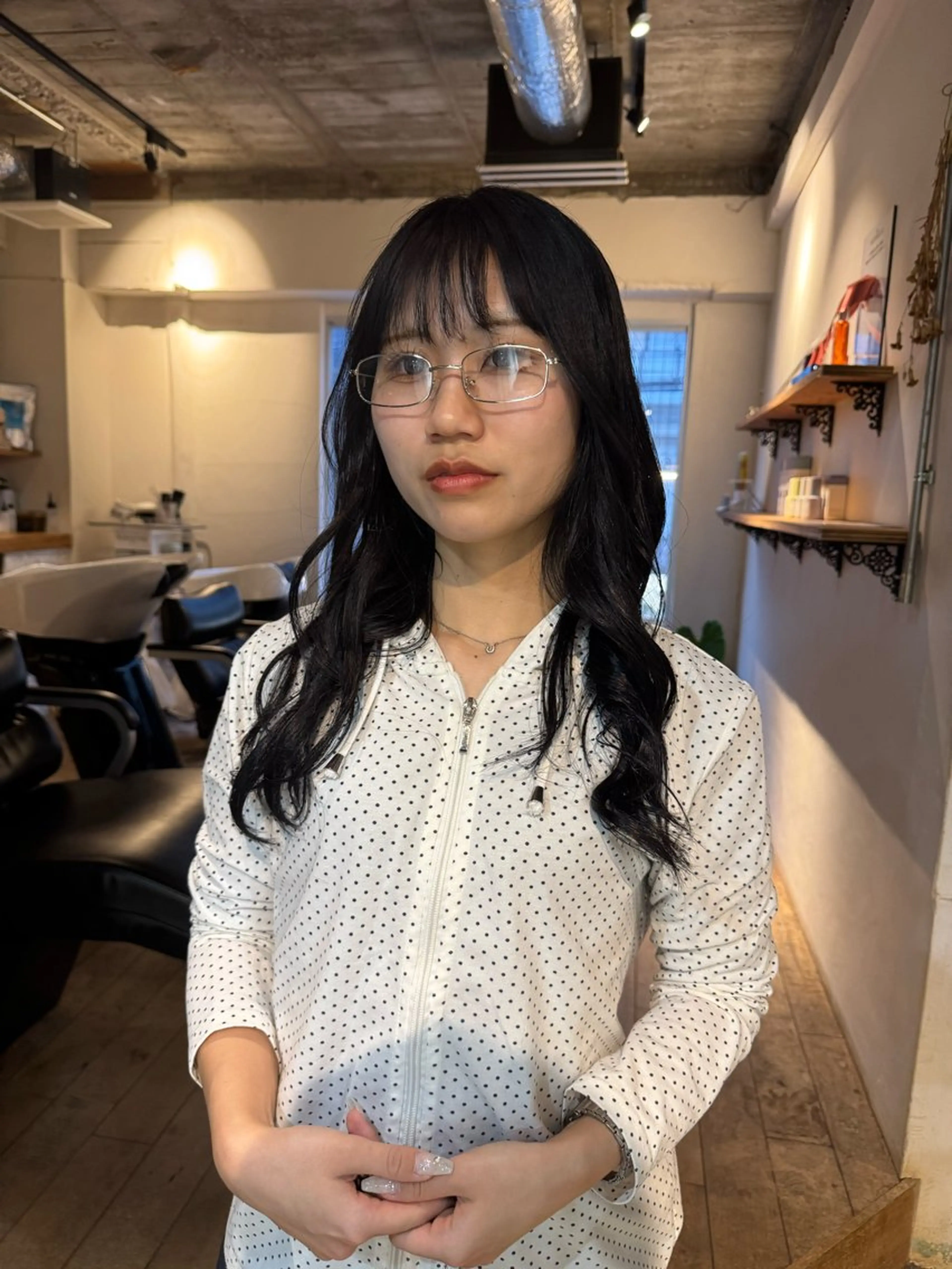 ロング カット HIKARIS 長澤彩のヘアスタイル