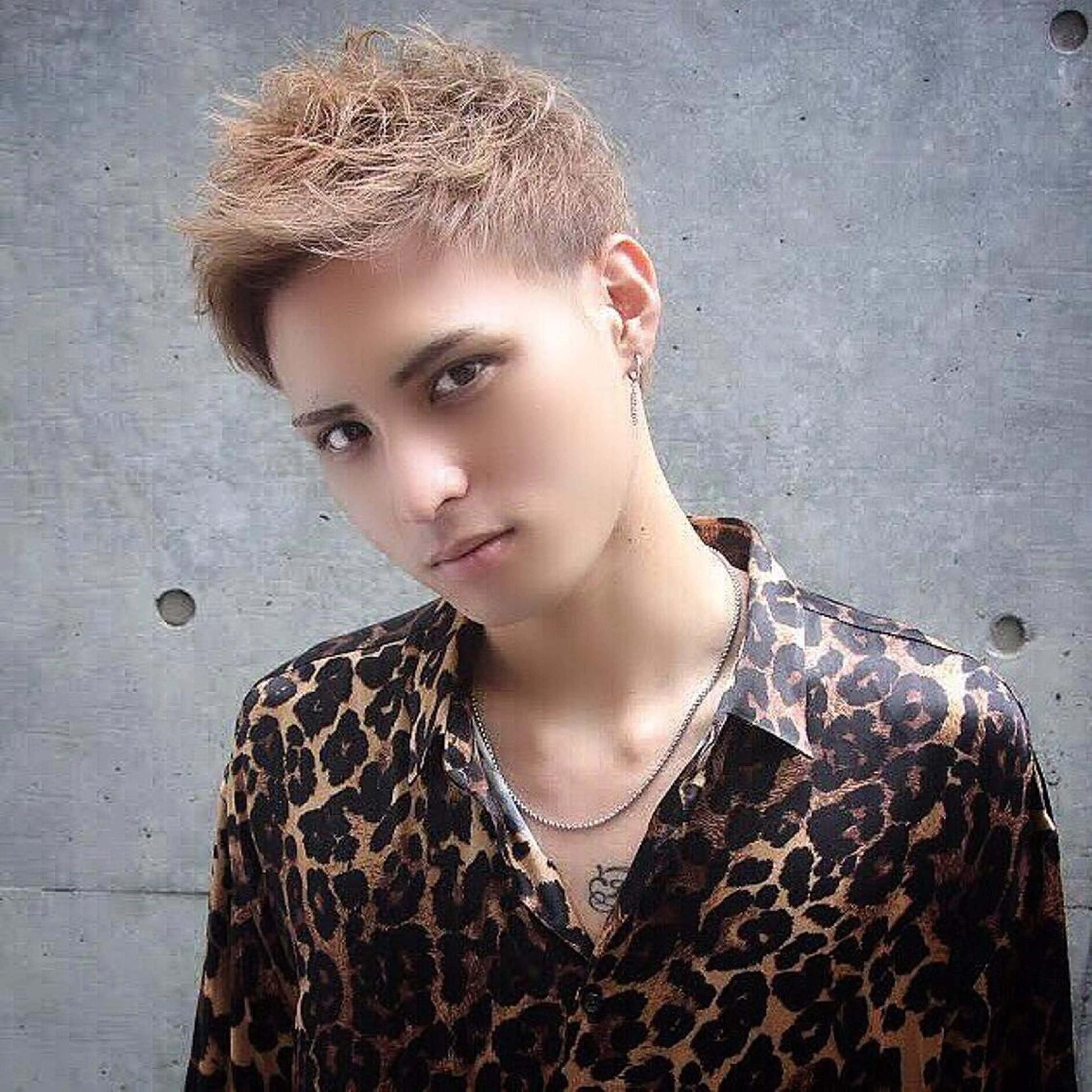 ショート カット 🇰🇷カルマパーマ kaito🇰🇷のヘアスタイル