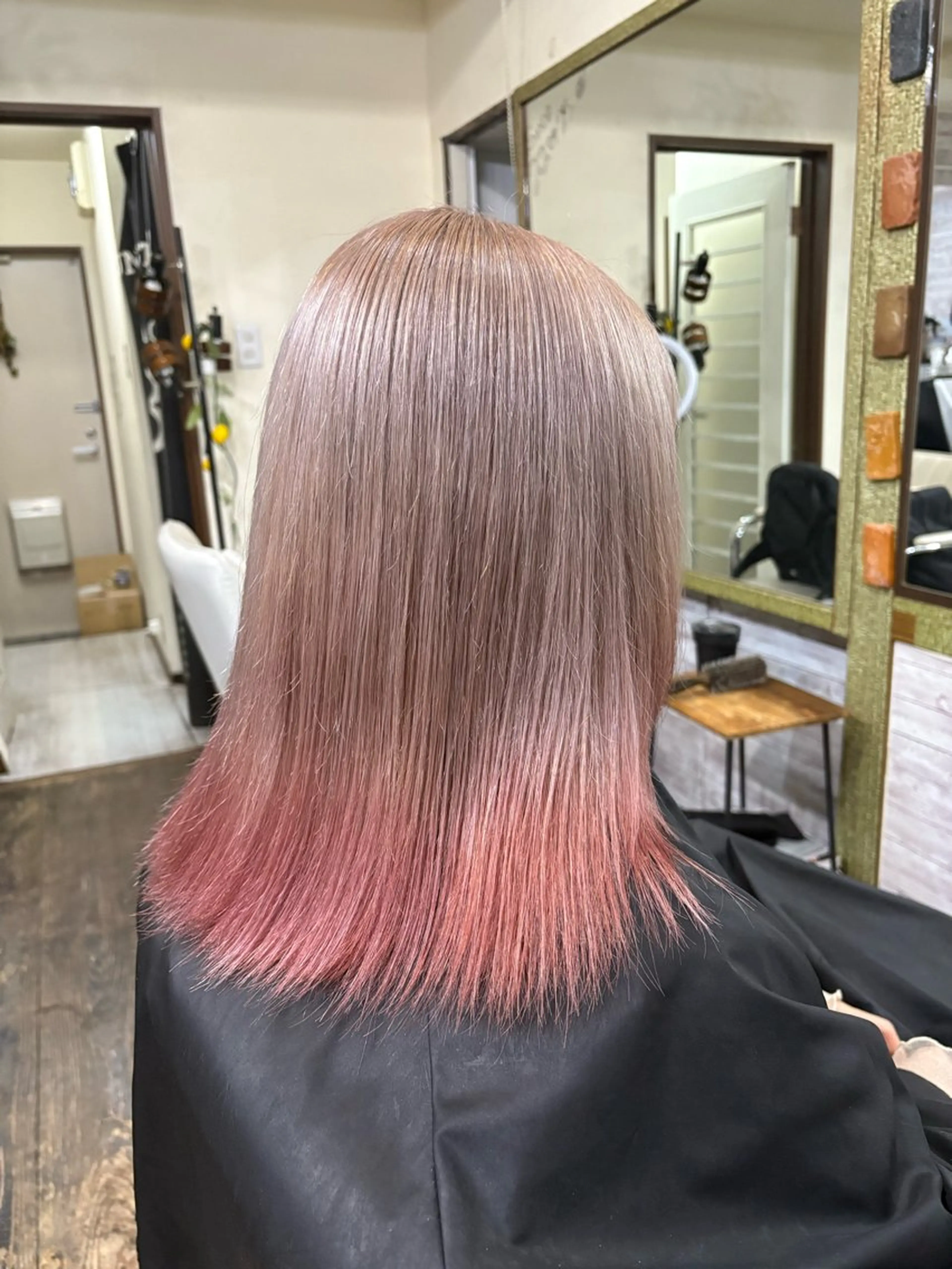 カラー ヘアカラー 渡辺 健太のヘアスタイル