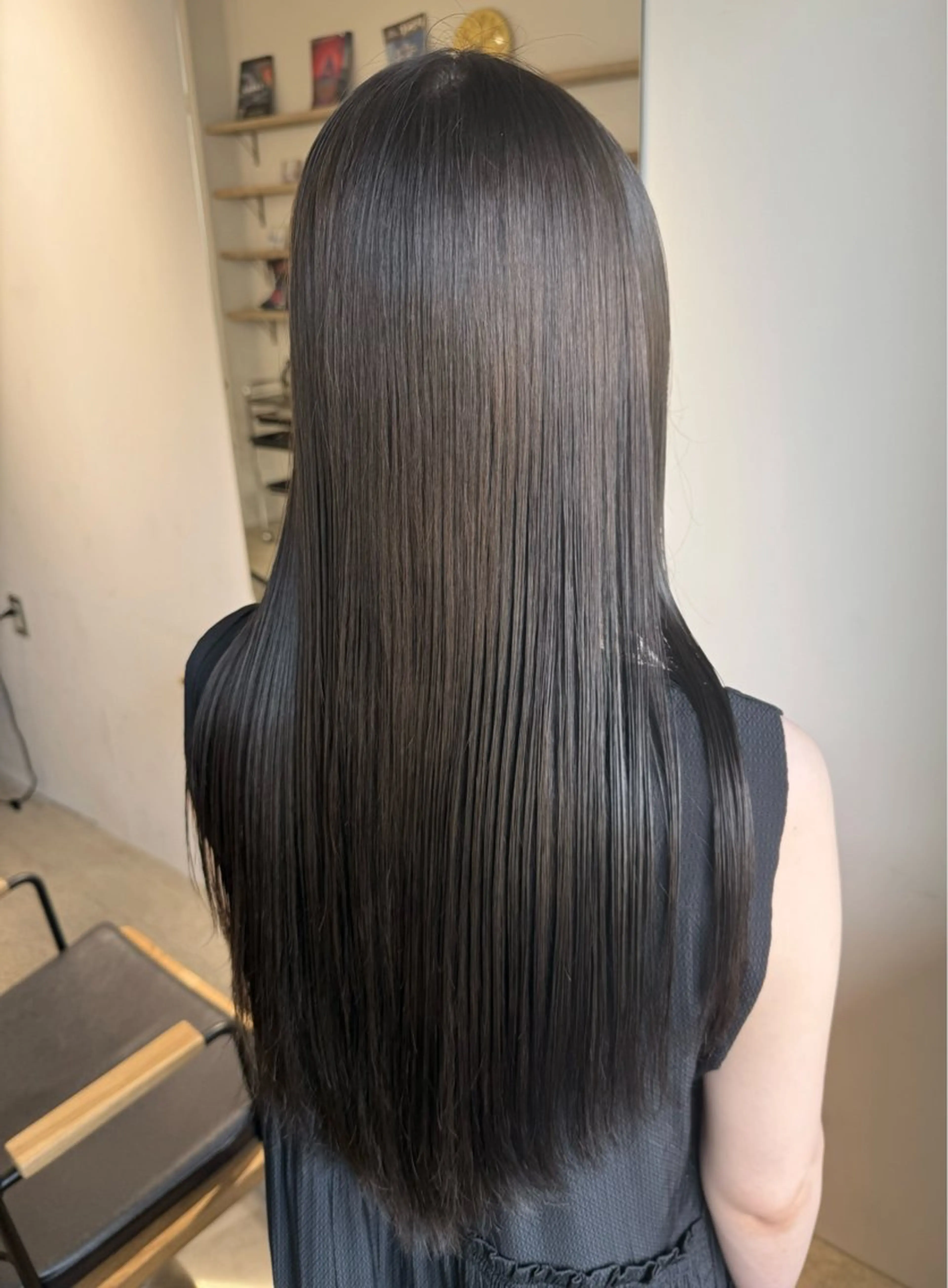 ロング カラー ヘアカラー トリートメント 森岡 涼汰のヘアスタイル