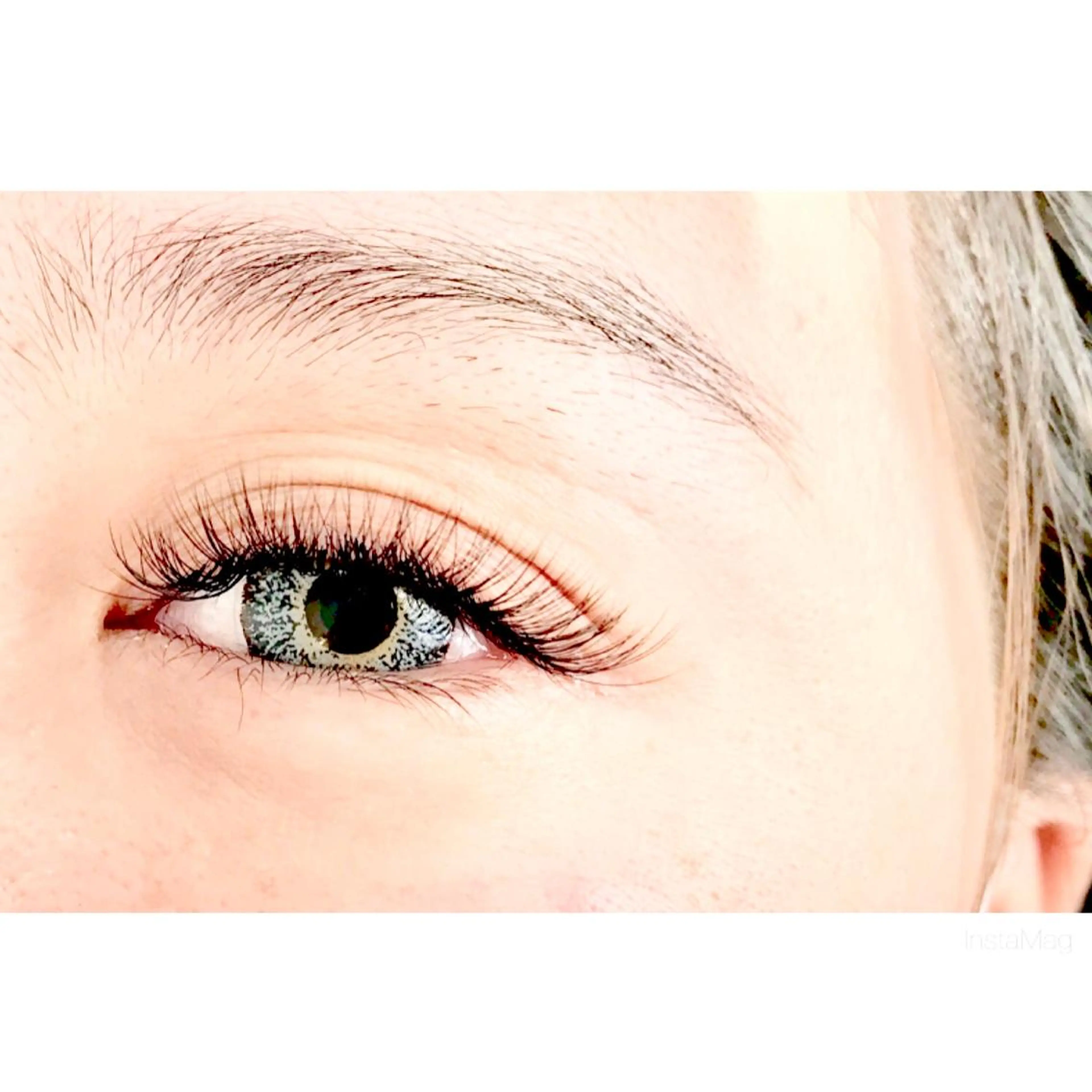 マツエク・マツパ ボリュームラッシュ LATTE マツエク&ハイパーナイフ所属・LATTE eyelashのマツエク・マツパデザイン