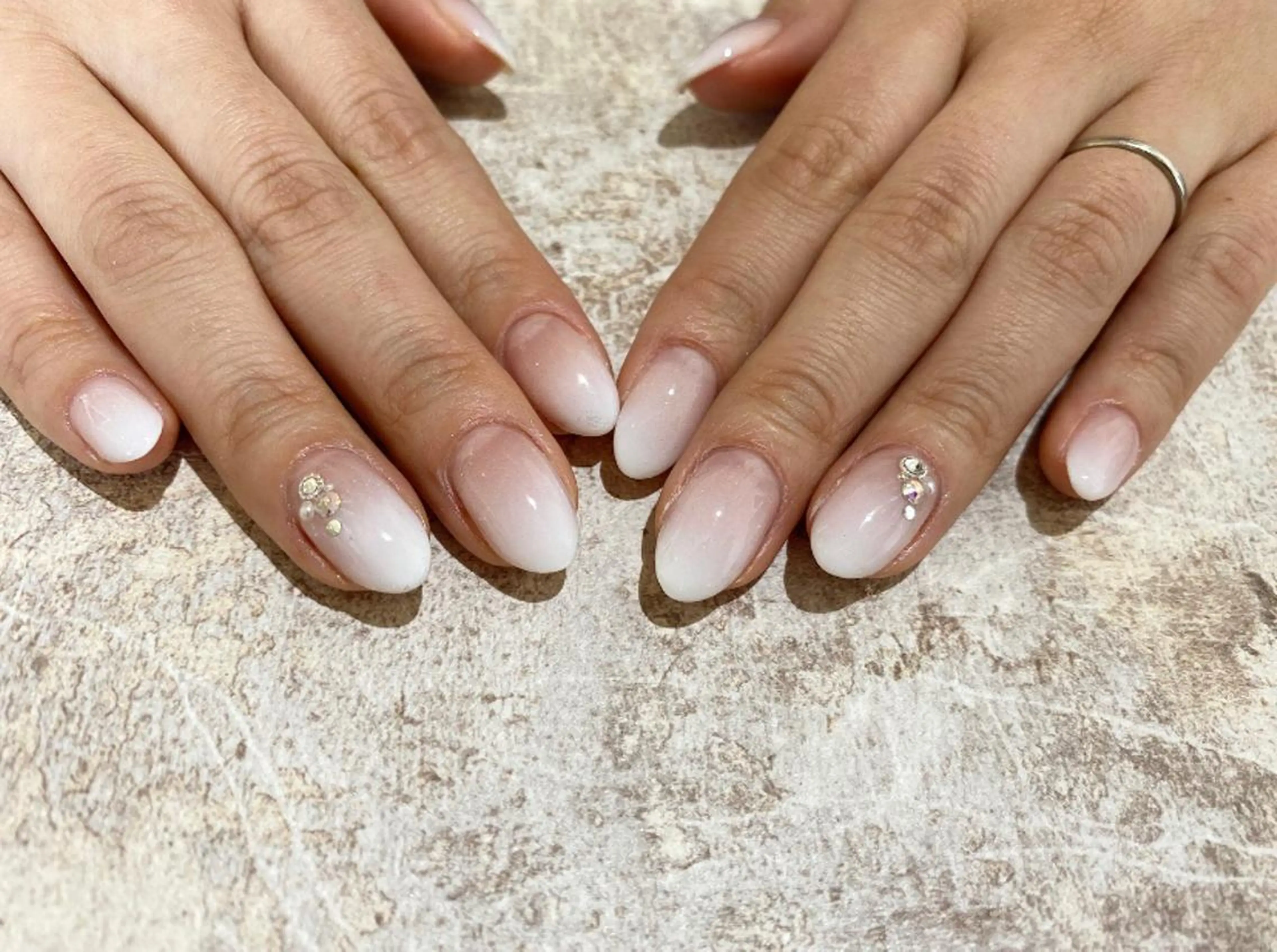 ネイル joie ange難波店所属・田邊 早也香のネイルデザイン