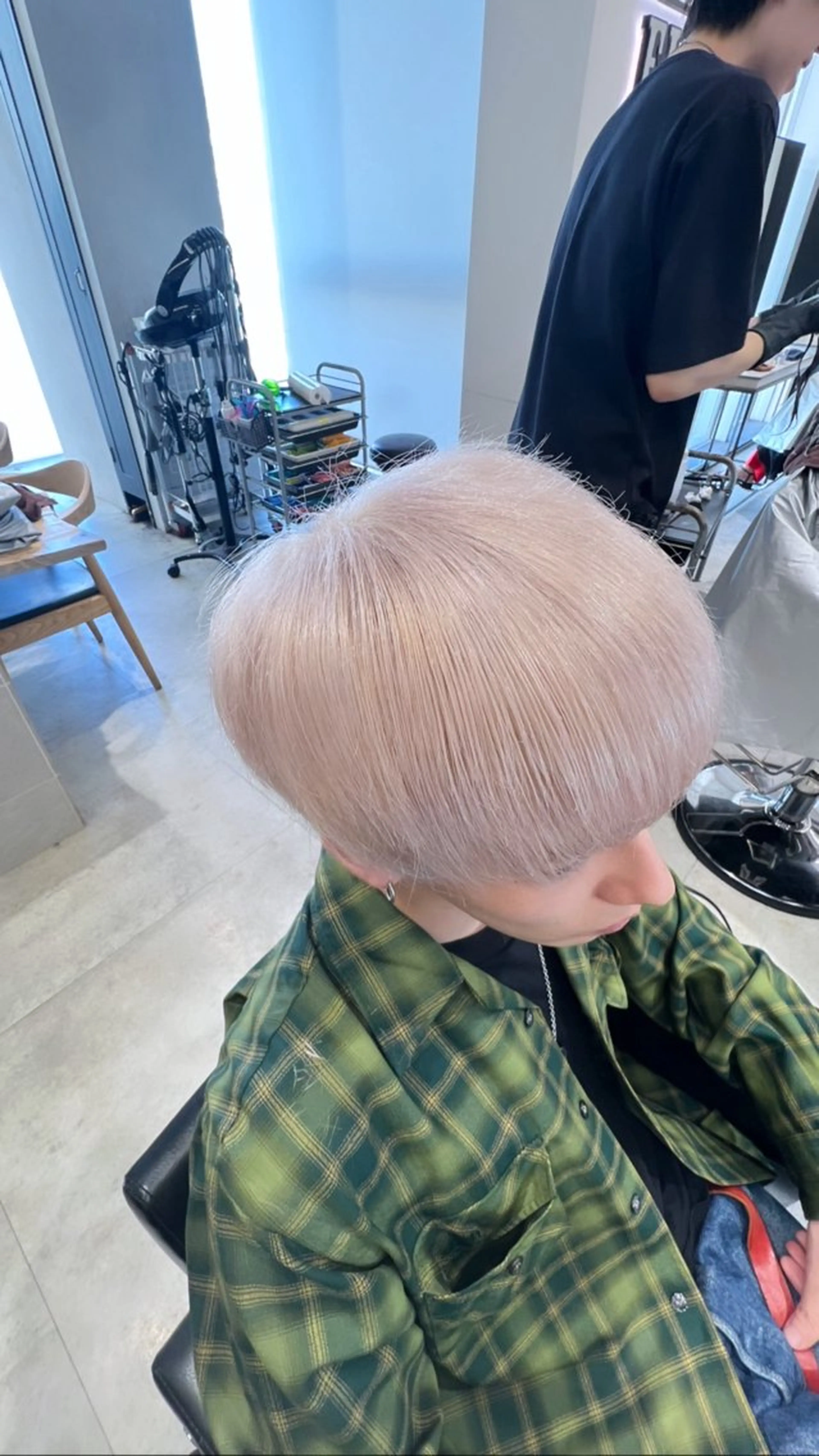 ショート カラー メンズ カラースペシャリスト ・齊藤 羽瑠輝のヘアスタイル