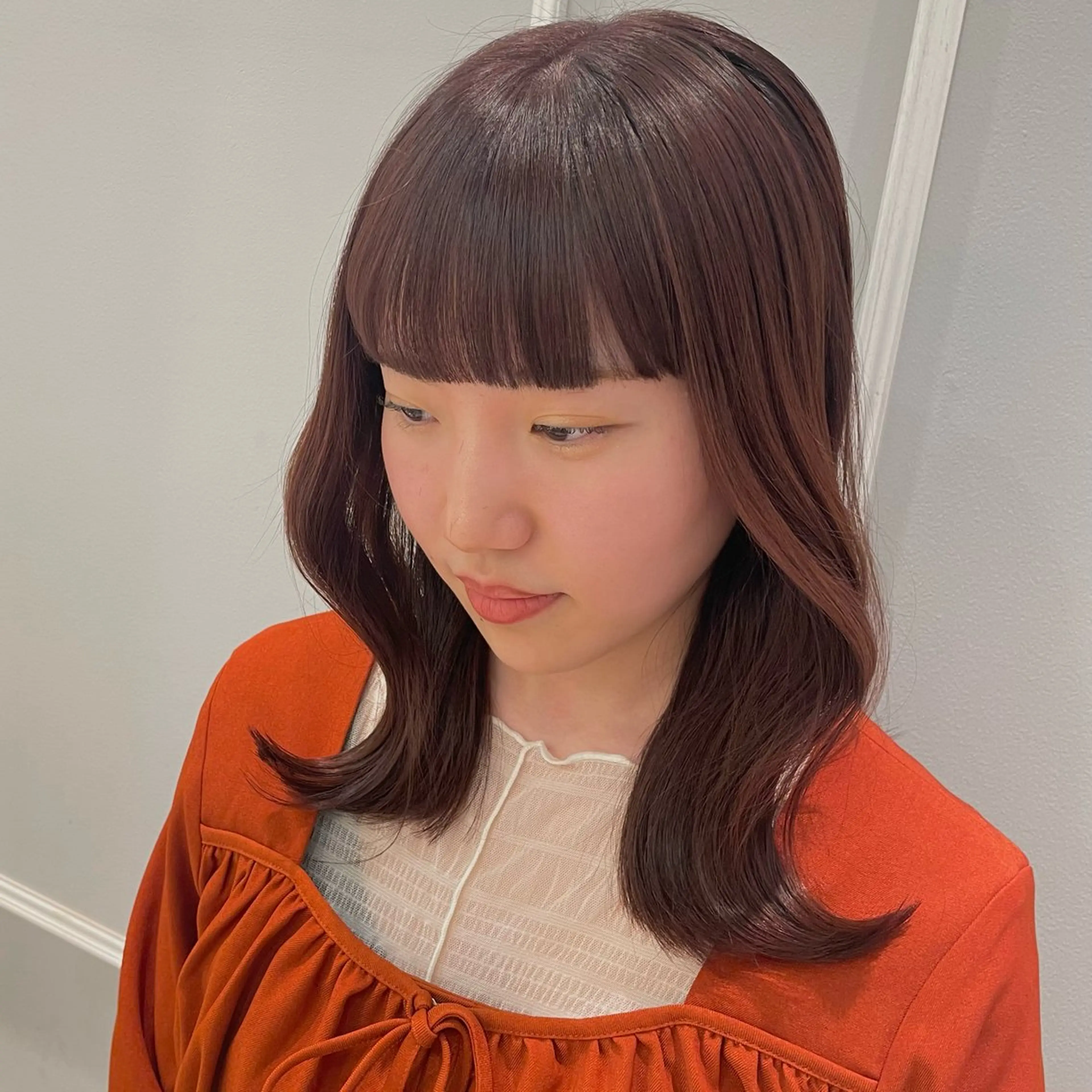 ミディアム カット ヘアカラー トリートメント 🩶赤み消しカラー 🐈‍⬛荻野美思🐾のヘアスタイル