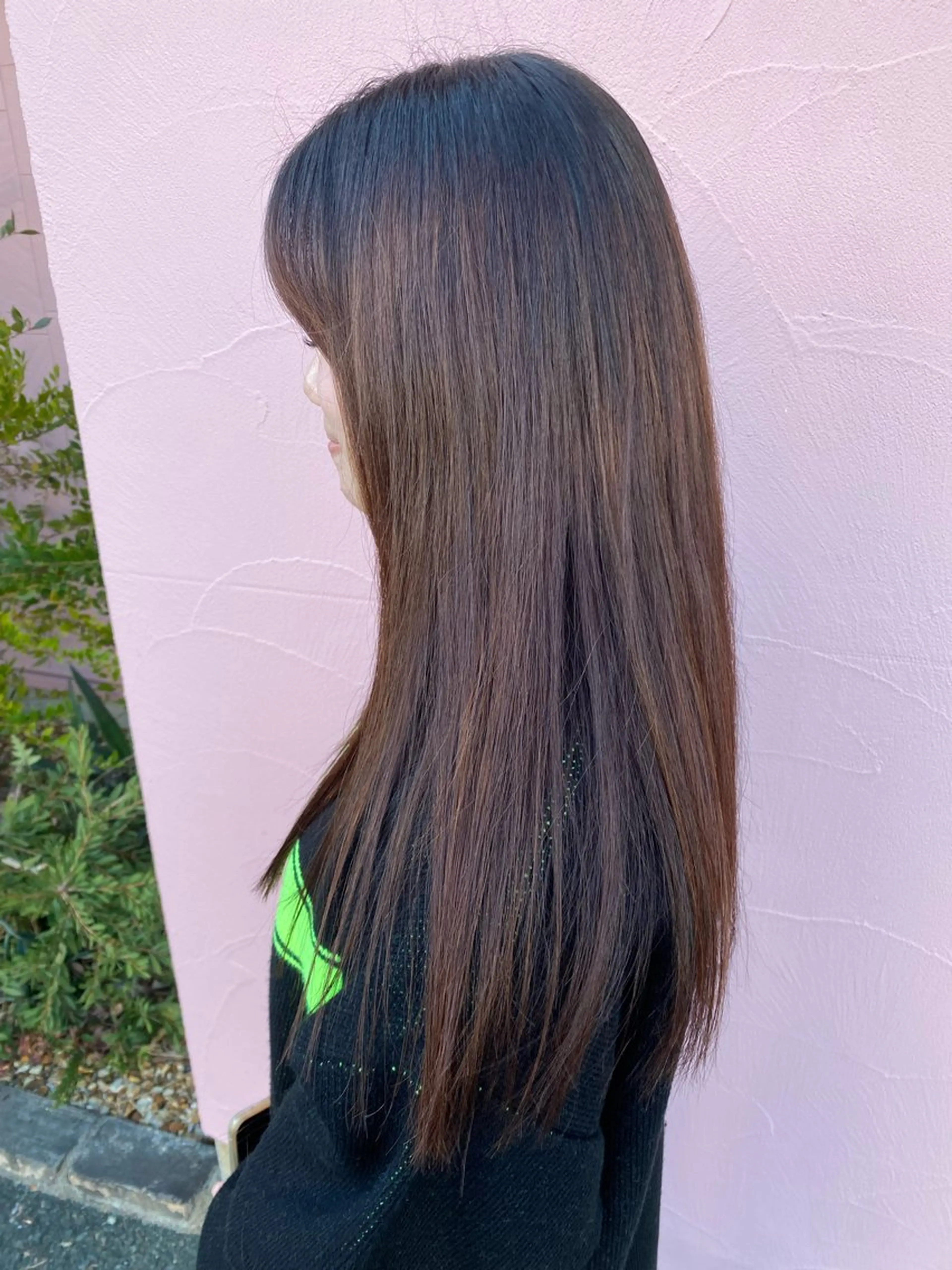 ロング あいさ🤍ムラ無しカ ラー🤍のヘアスタイル