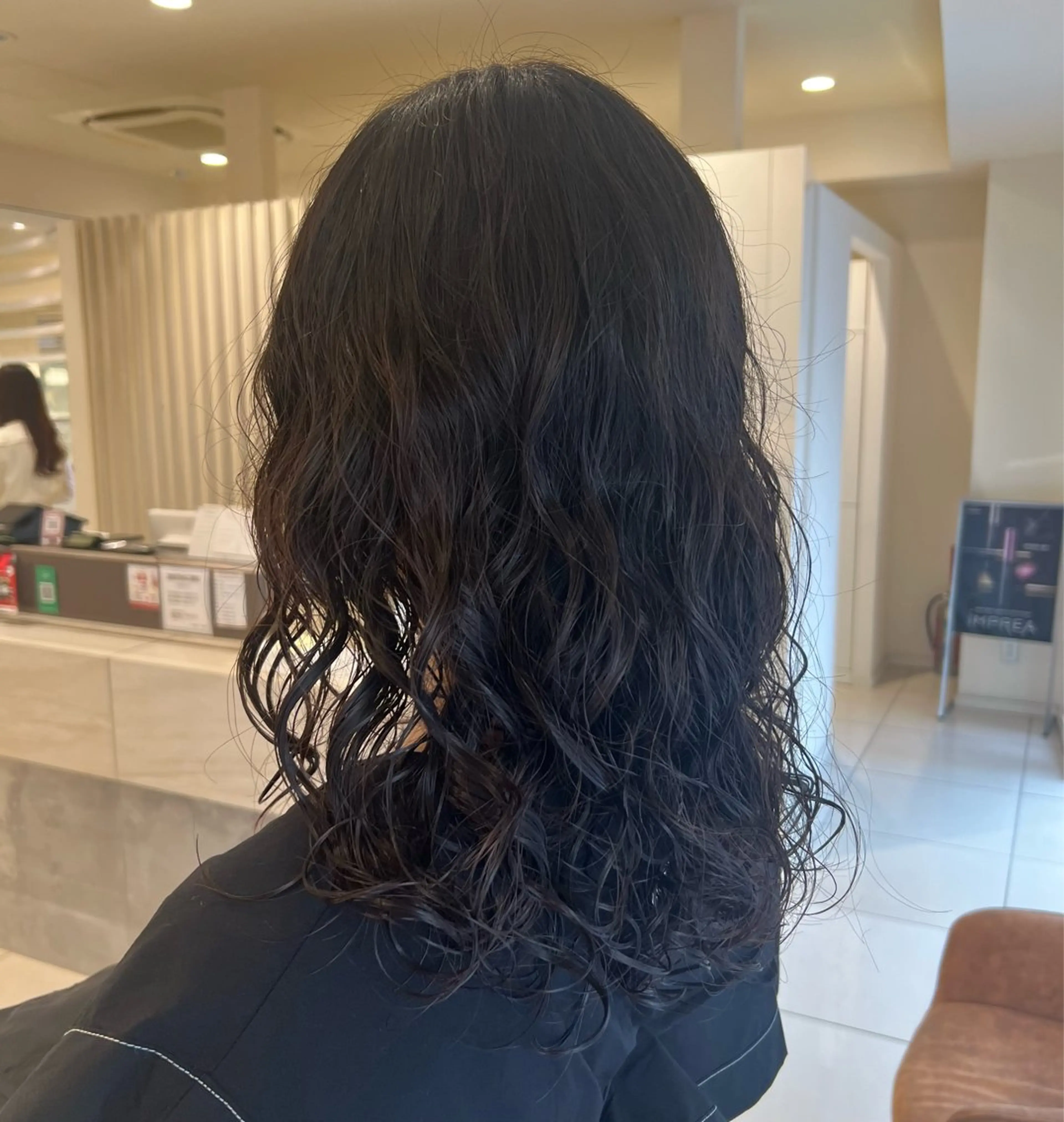 セミロング パーマ セミロングパーマ 顔まわりカット🥀 原ちひろのヘアスタイル