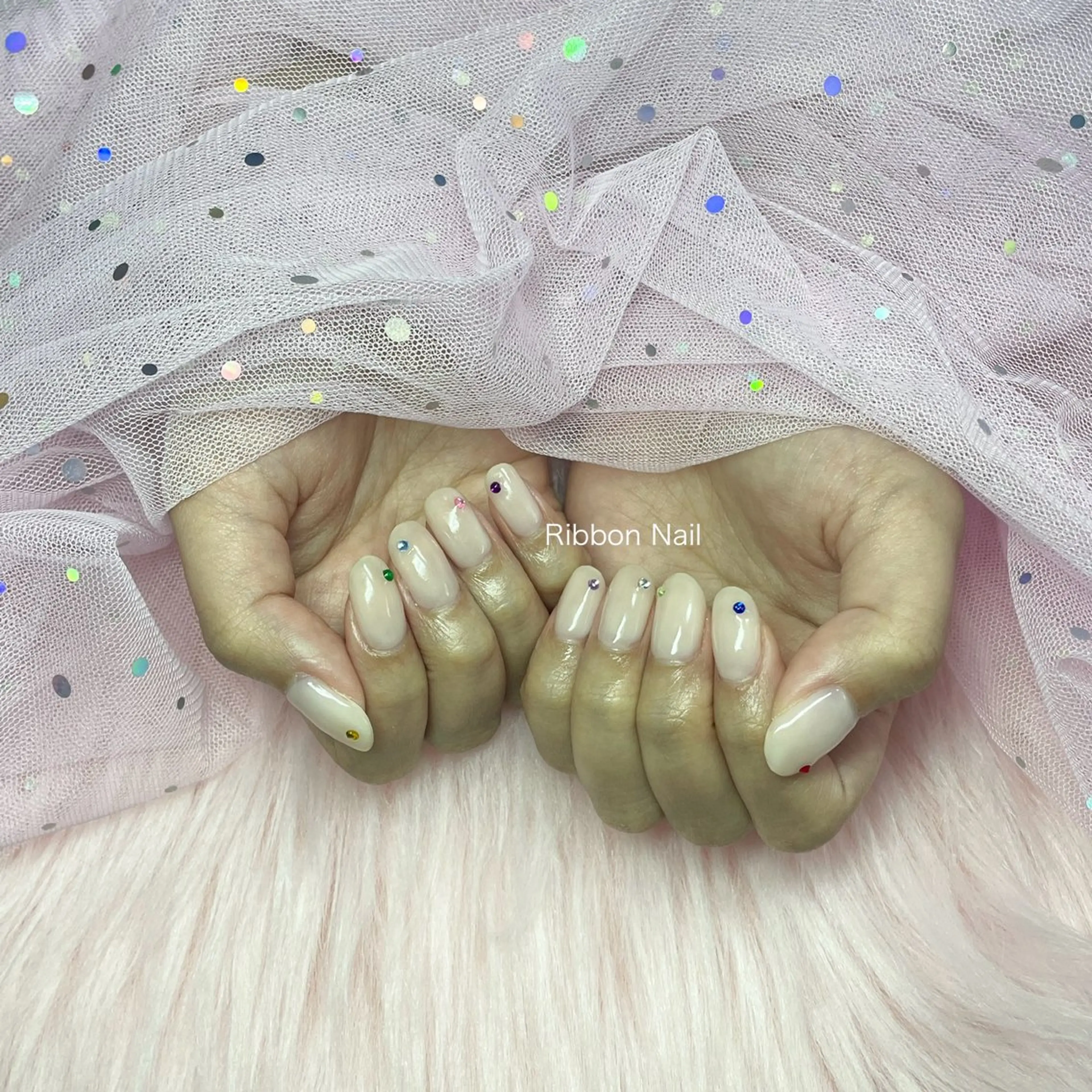 ネイル ストーンネイル ハンドネイル Ribbon nailのネイルデザイン