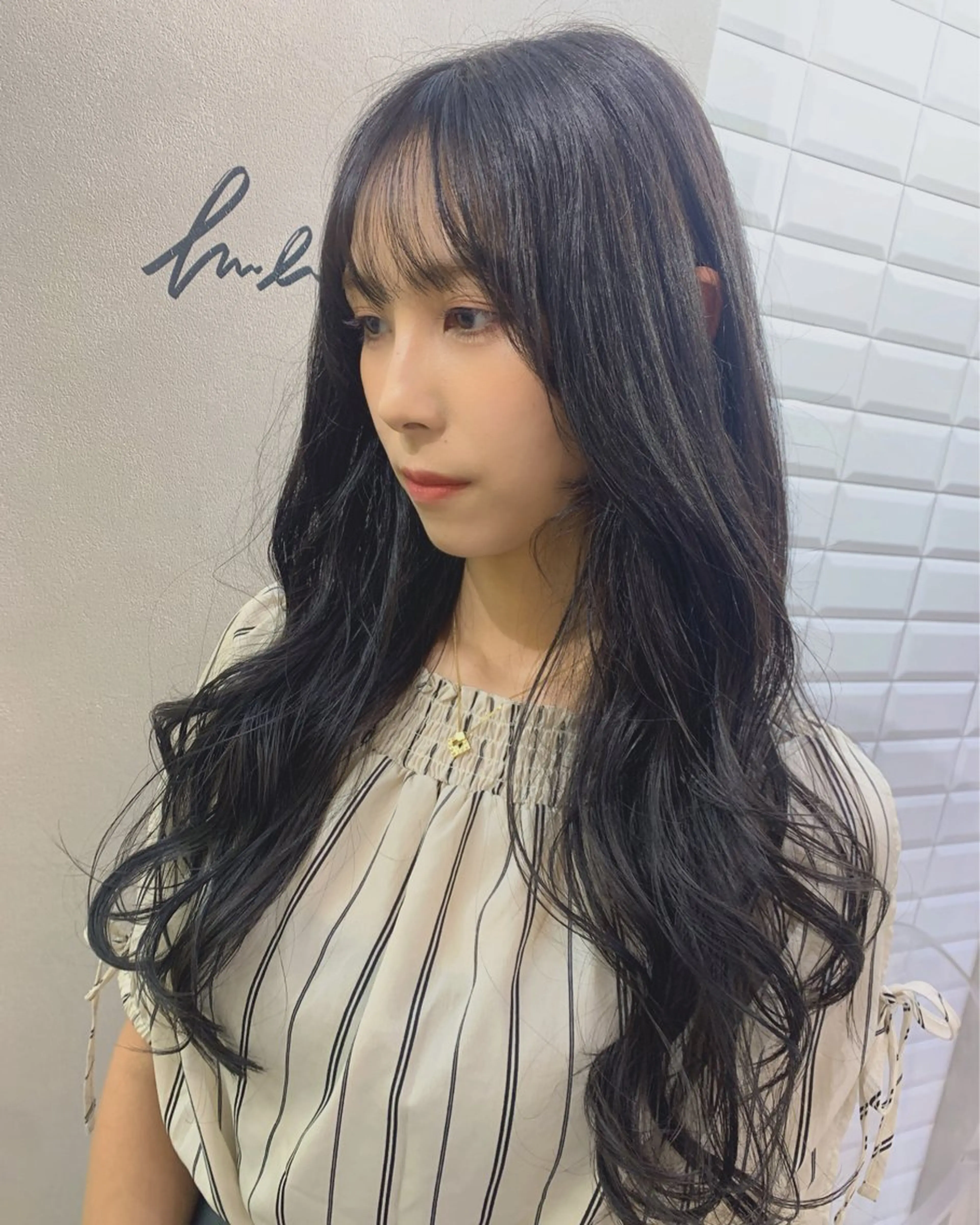 ロング カラー 黒髪 ブルーカラー ブルーブラック カット ヘアカラー トリートメント hub hair レイヤー/透明感のヘアスタイル