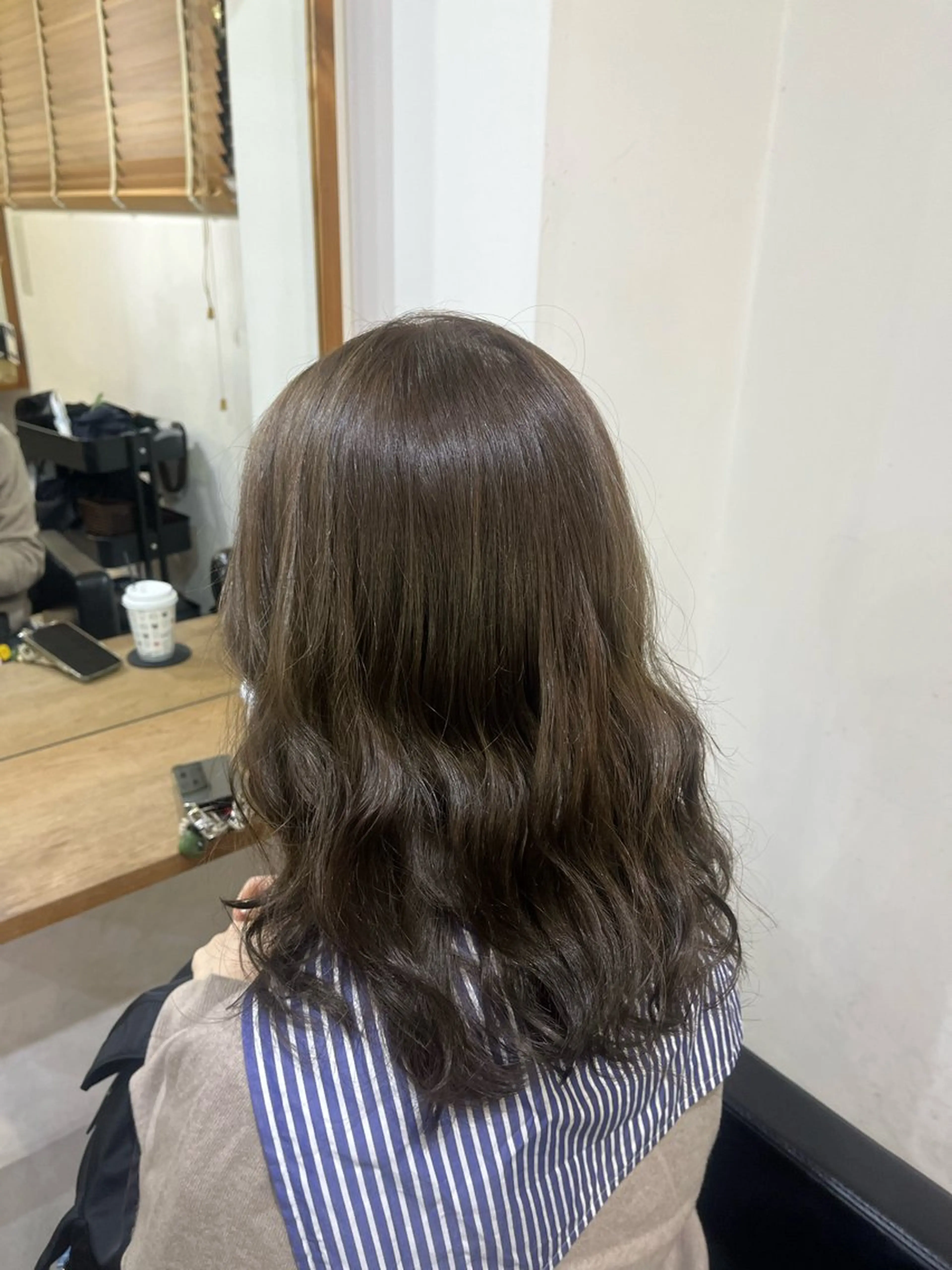 ミディアム カラー ✨🎨ブリーチなし 透明感カラー✨美友のヘアスタイル