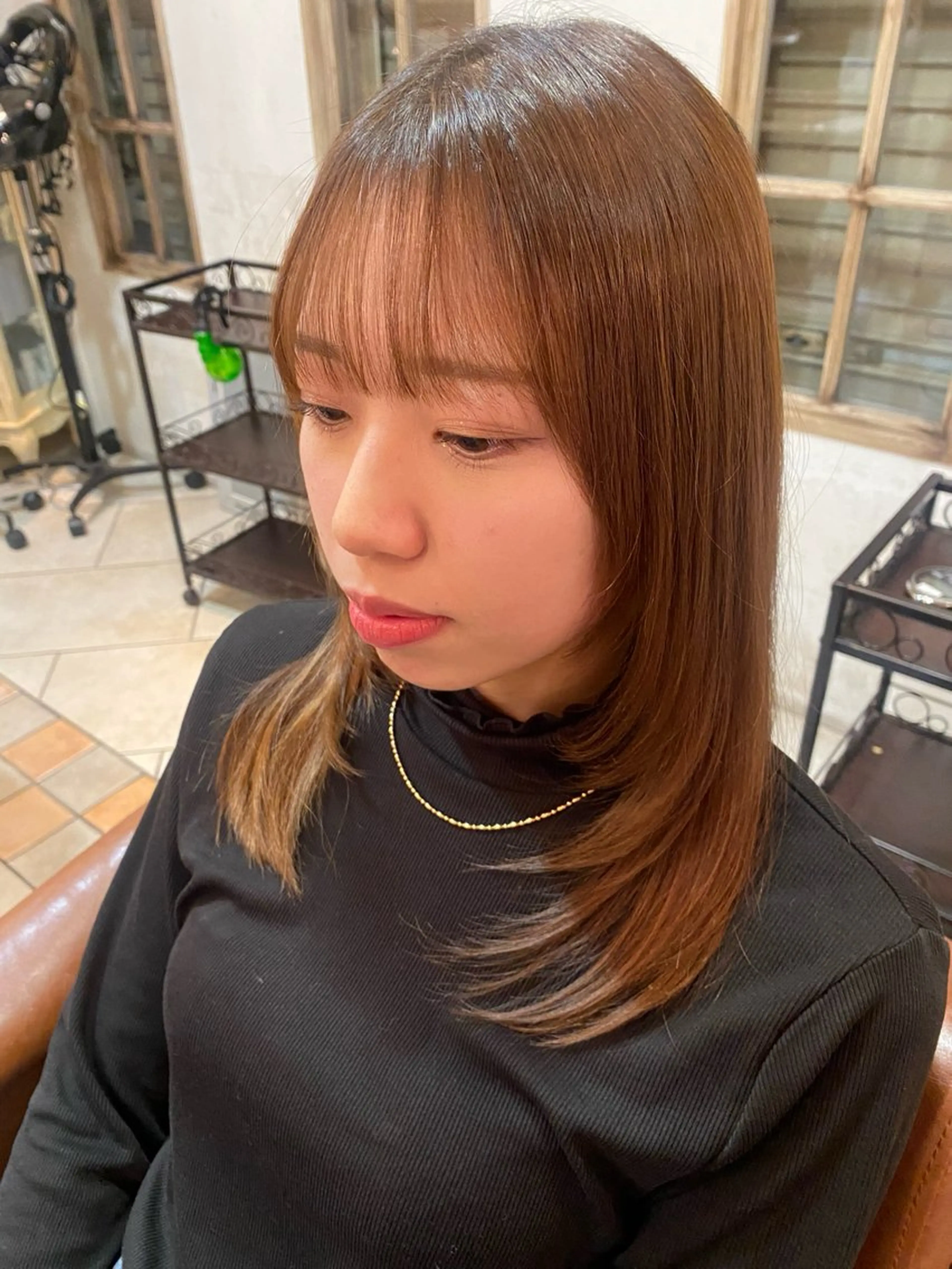 ミディアム 顔まわりレイヤー 顔周りカット レイヤーカット リズカ🌷 カットモデル募集中のヘアスタイル