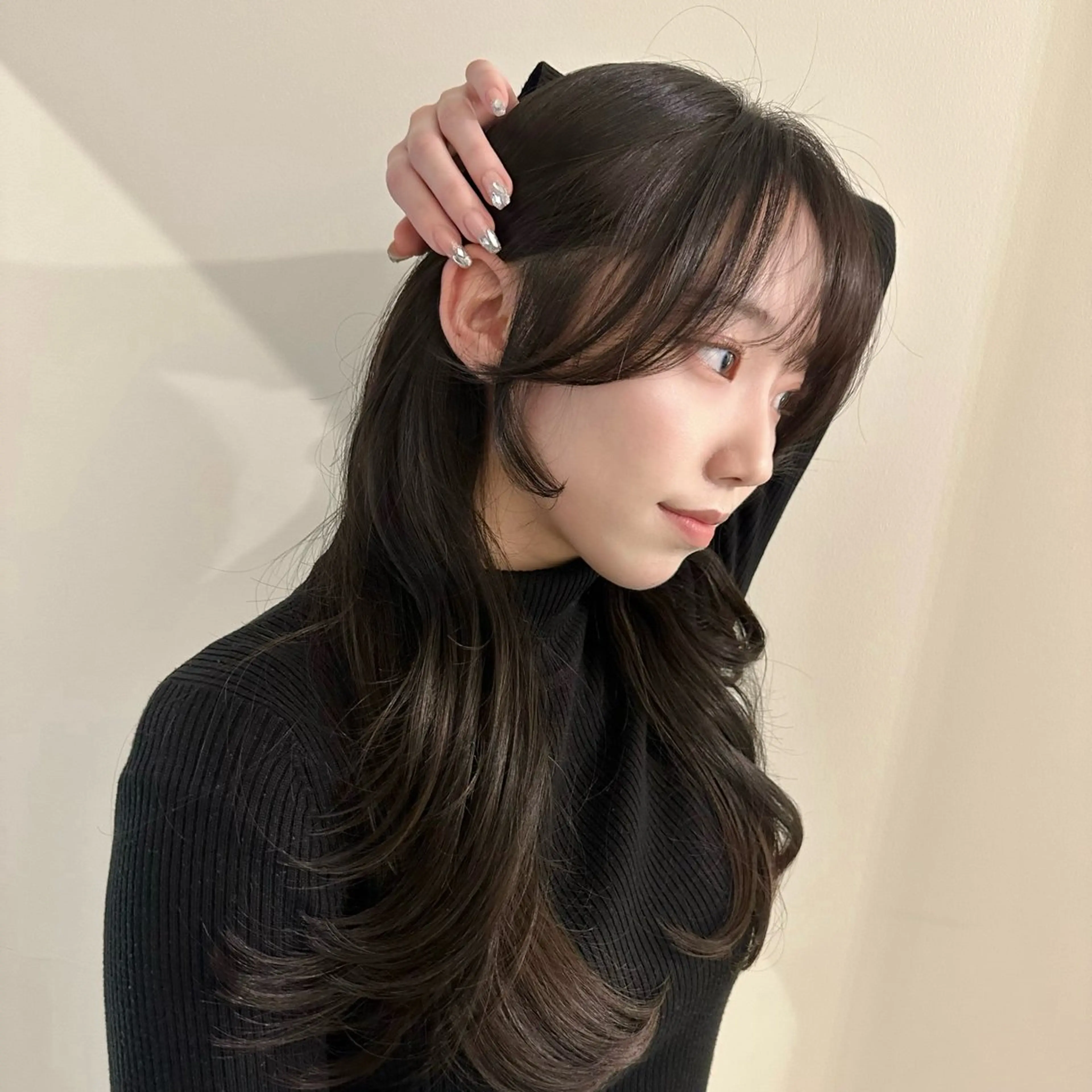 セミロング カット ヘアカラー トリートメント 🌹ハッシュカット、 レイヤー韓国ヘア🌹のヘアスタイル