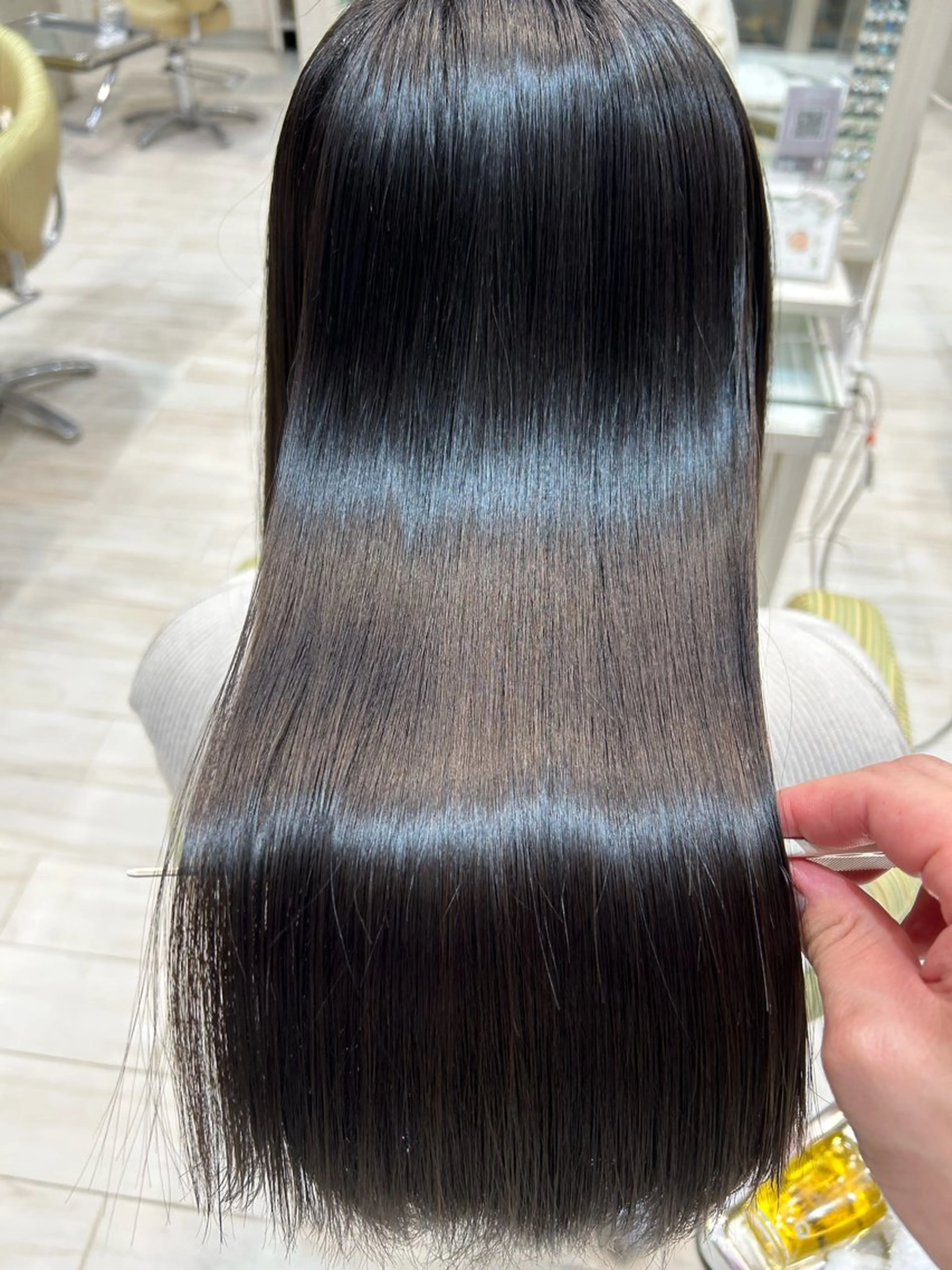 ロング カット 縮毛矯正 トリートメント 中川 拓弥のヘアスタイル