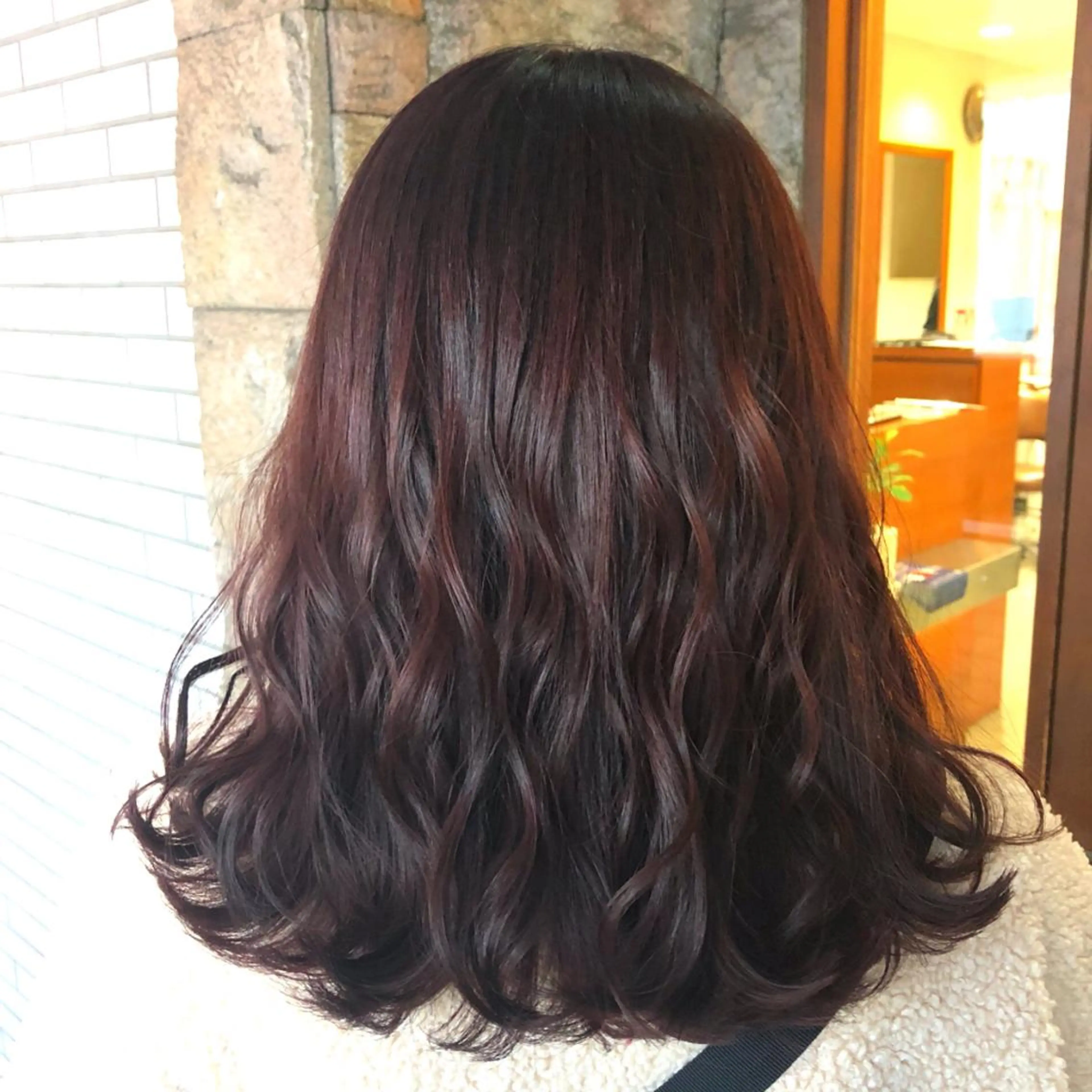 ミディアム カラー アッシュ ピンクカラー ピンクパープル パープルカラー パープルアッシュ ヘアカラー トリートメント 【PRIMAL】萩原 凌のヘアスタイル