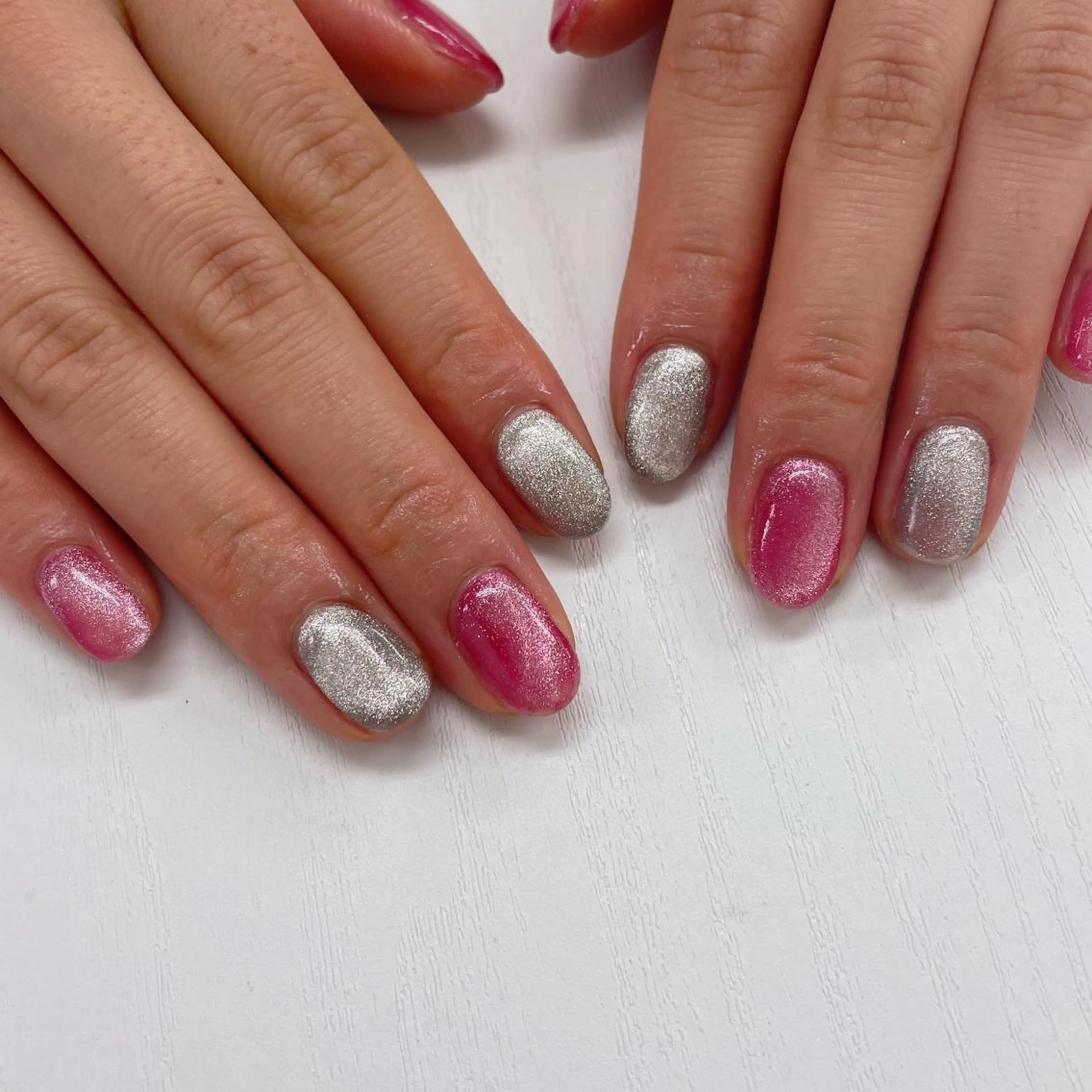 ネイル マグネットネイル ハンドネイル 五十嵐 美智のネイルデザイン