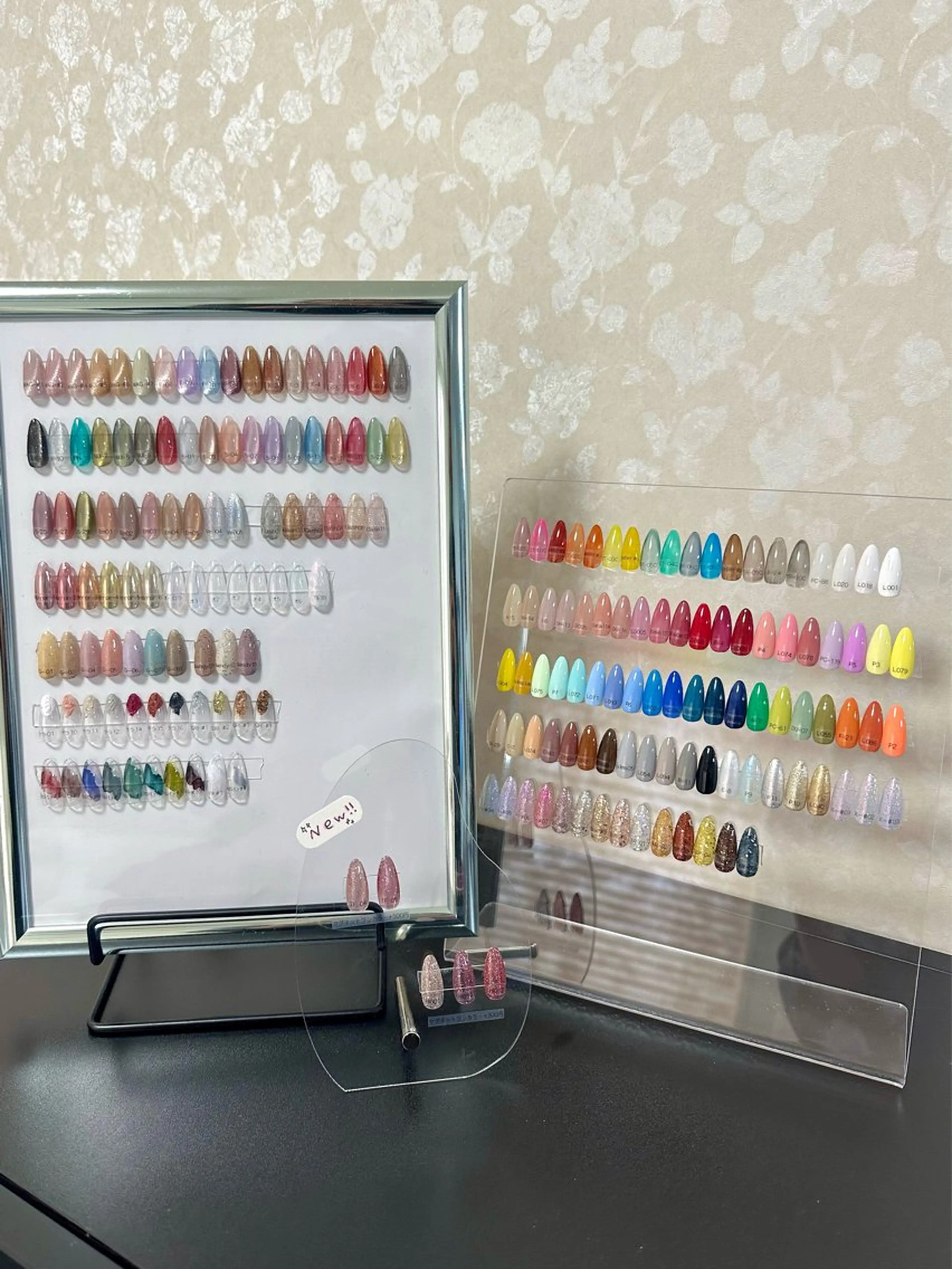 ネイル オーロラネイル フラッシュネイル ジェルネイル マグネットネイル ミラーネイル ハンドネイル プライベートサロン nailcoconaのネイルデザイン