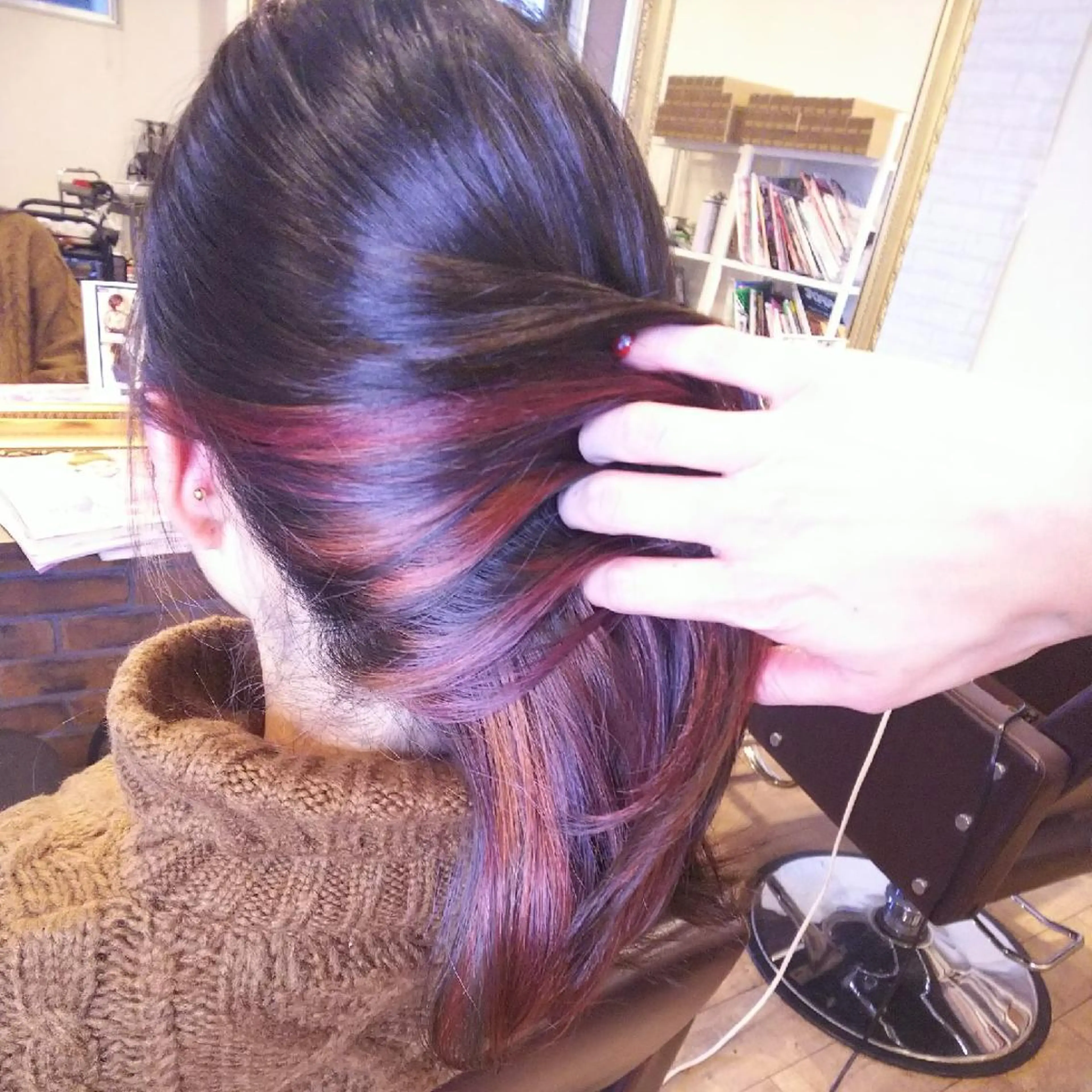 ミディアム カラー ピンクカラー ピンクパープル パープルカラー JIL BLAN 京都所属・RU RIのヘアスタイル