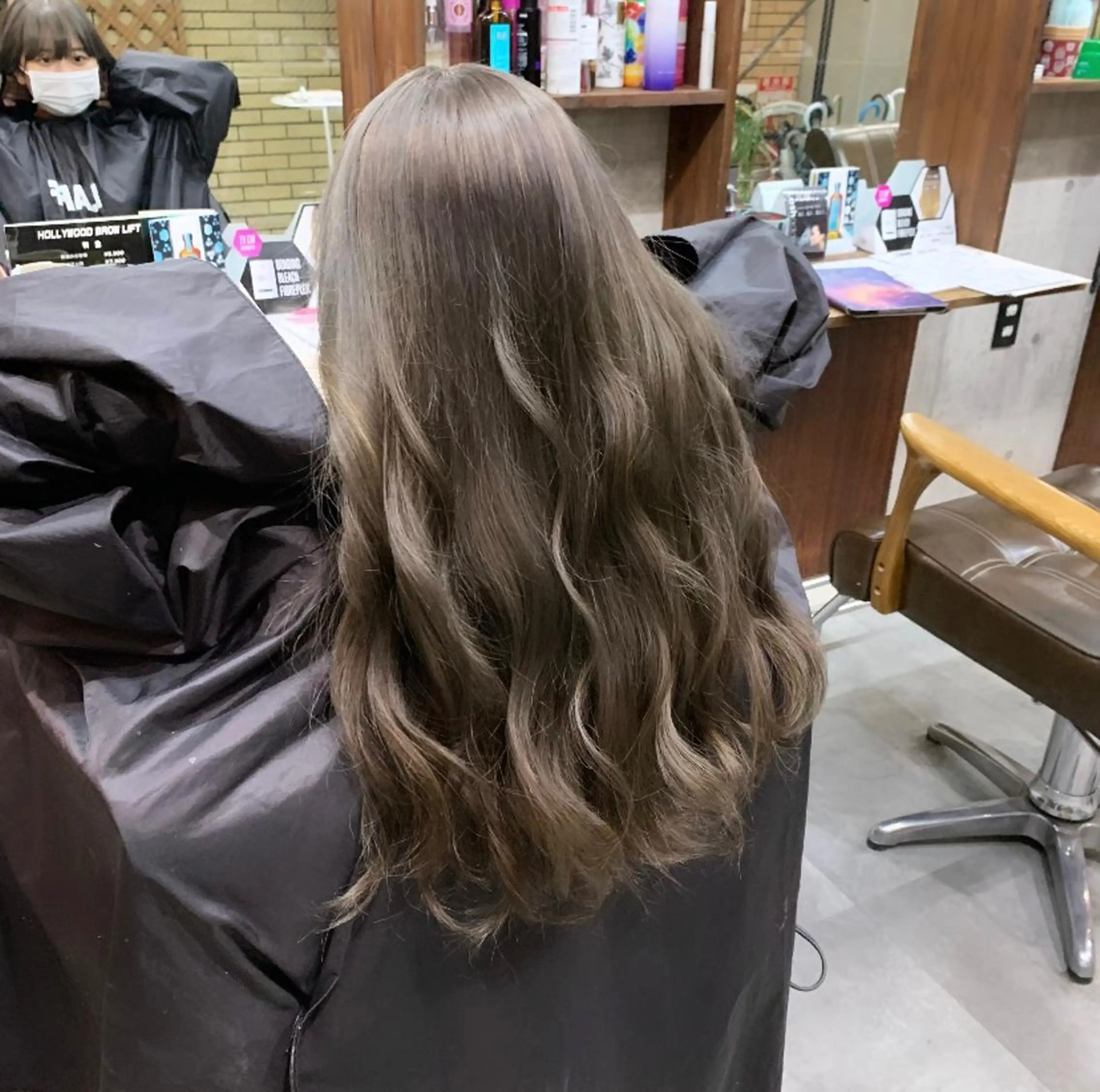 ロング カラー グレージュ インナーカラー LAFF きよののヘアスタイル