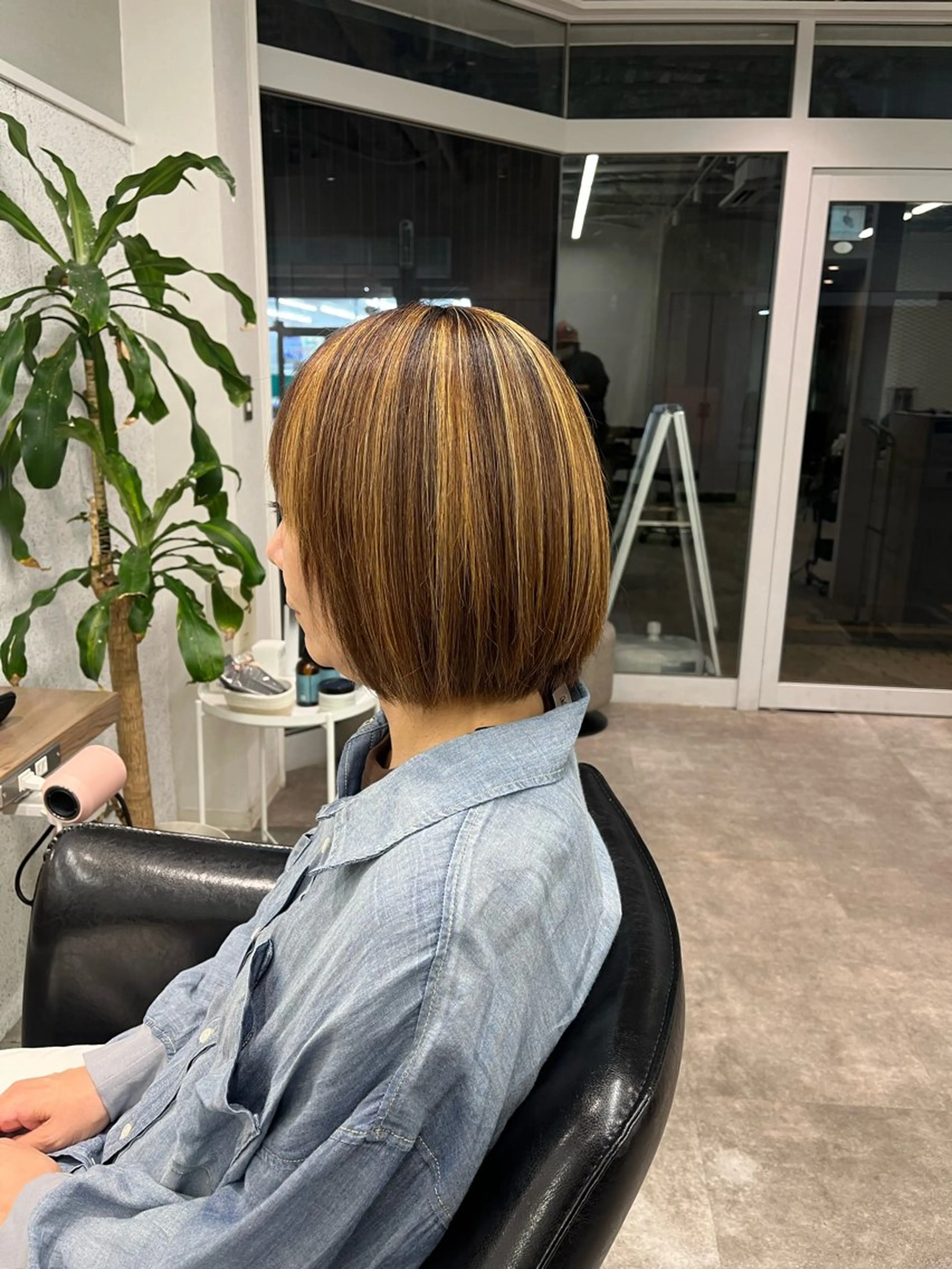 ショートの方向け❣️リタッチカラー+ハイライト【立川】(オンカラーなし)の写真