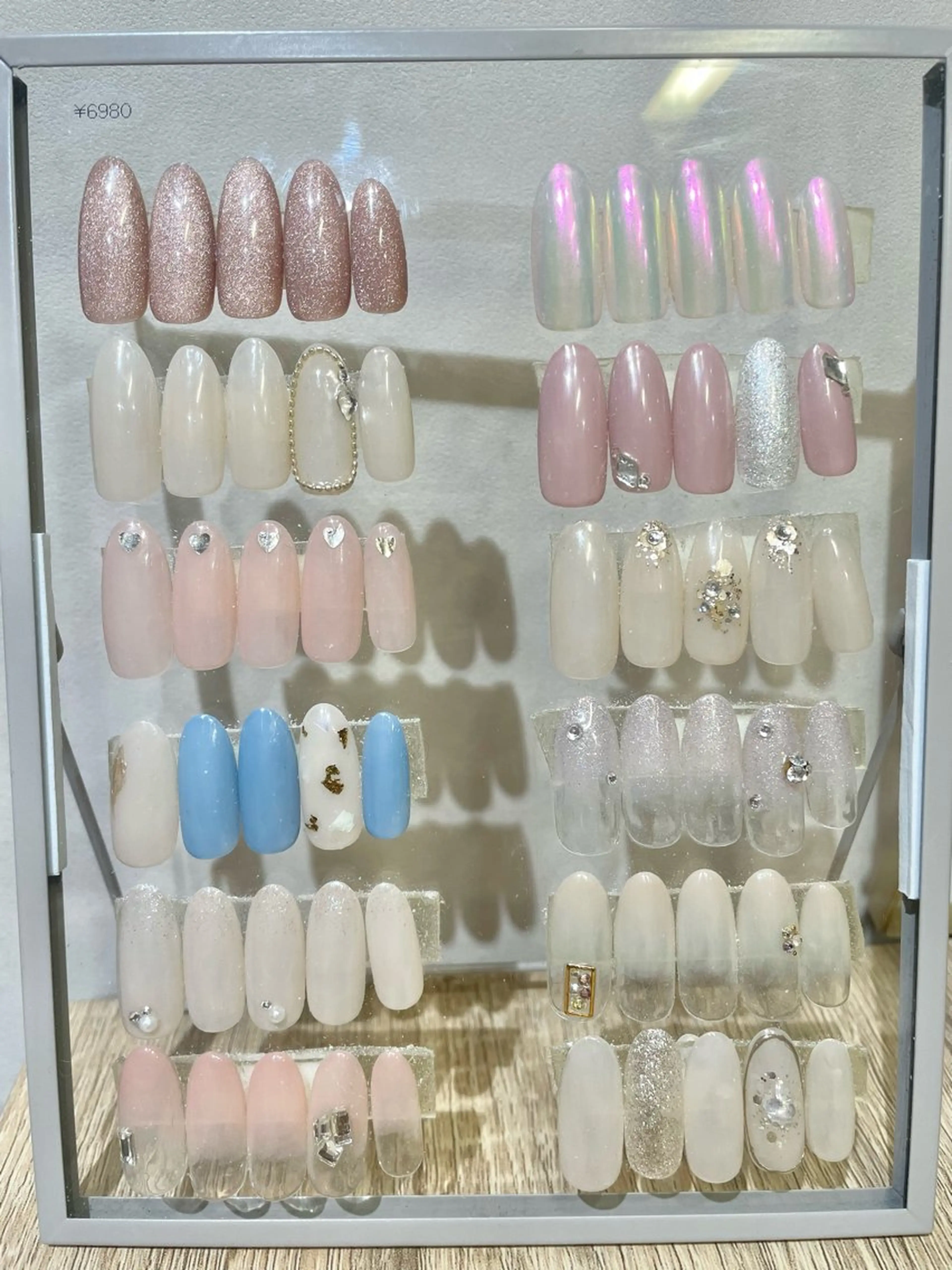 シンプルデザイン（オフあり）の写真