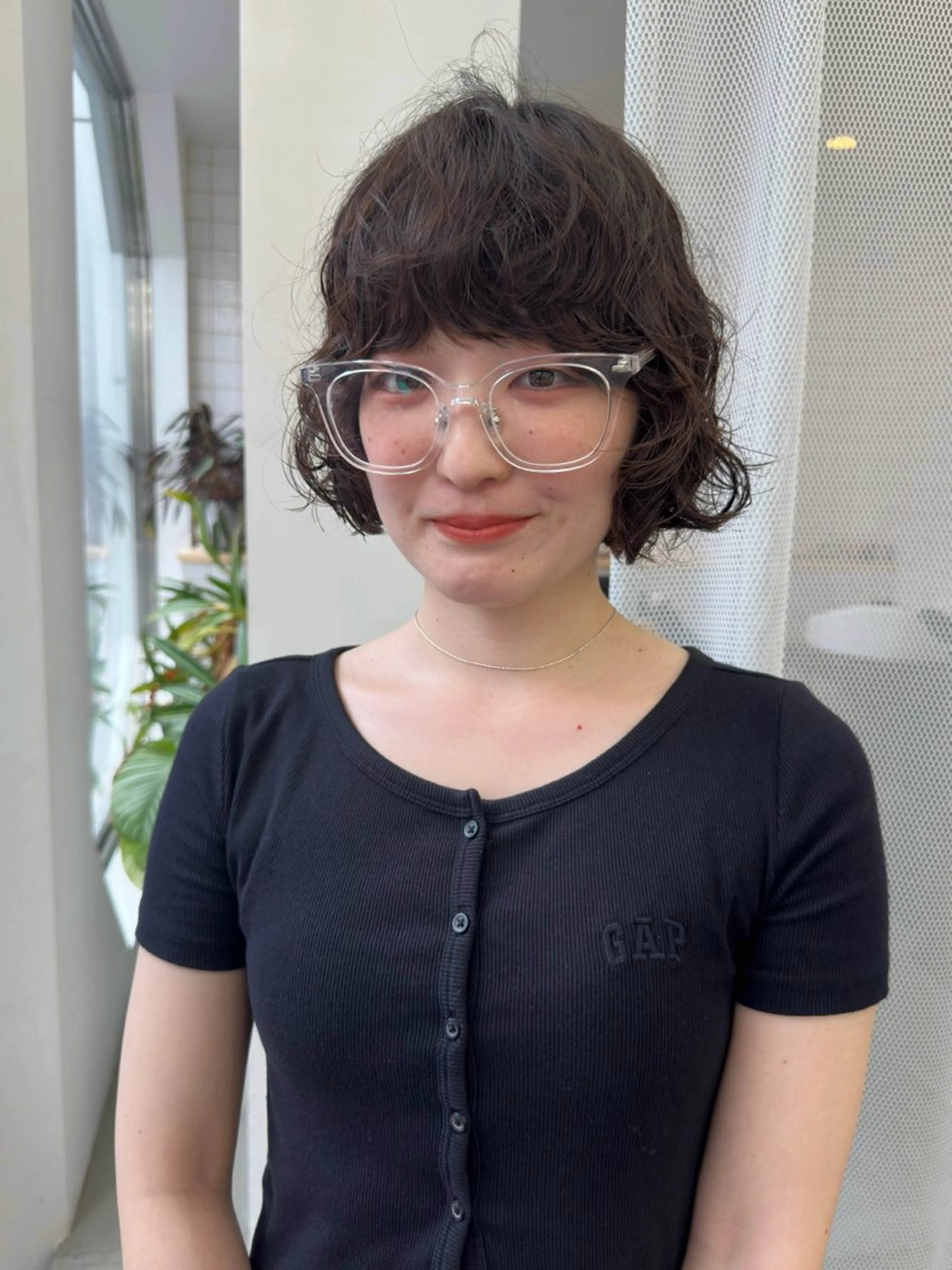 ショート カラー パーマ カット ヘアカラー パーマ ボブ/レイヤー/ケア パーマ/透明感カラーのヘアスタイル