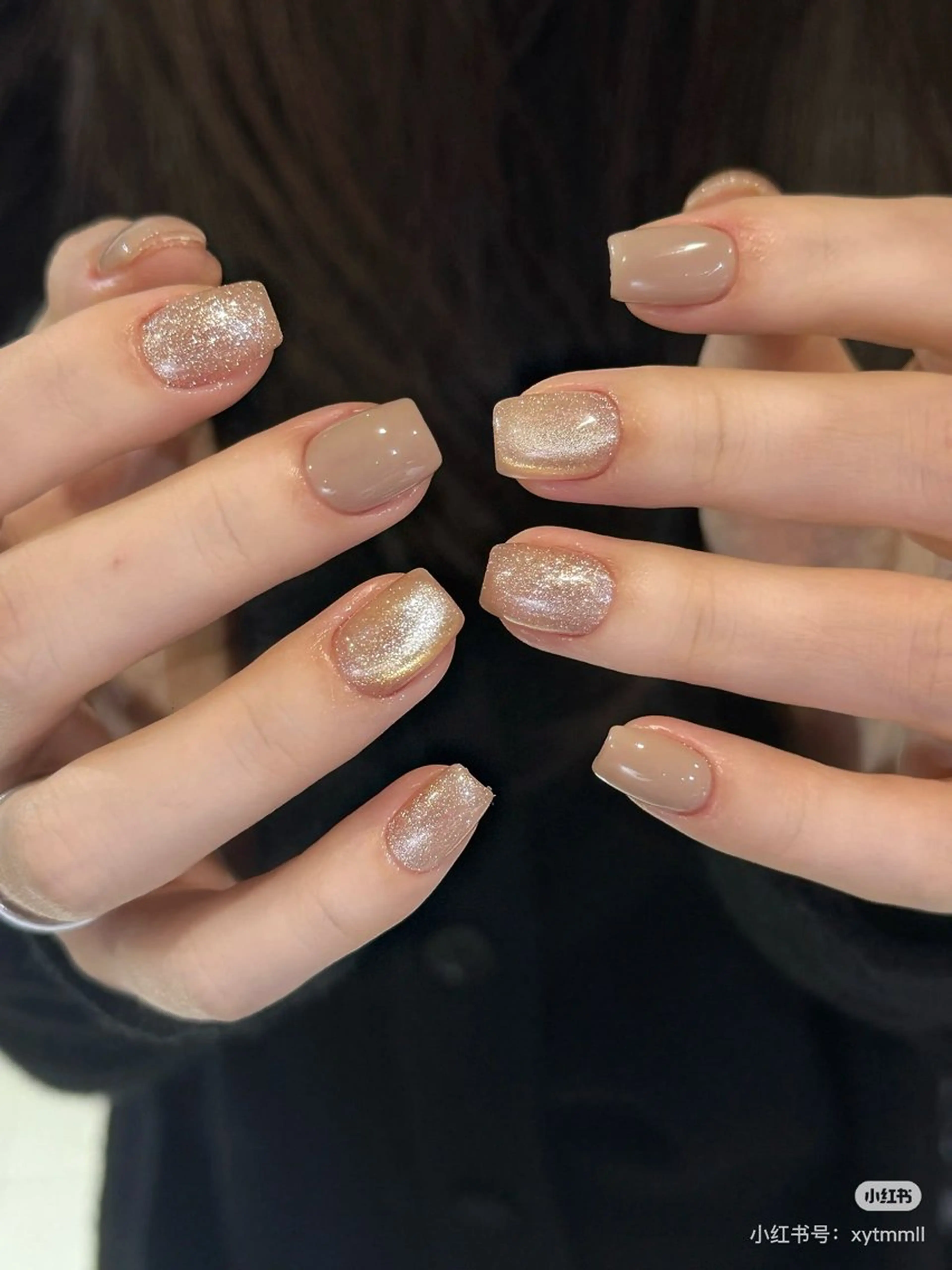 ネイル ハンドネイル チョウ 🦋のネイルデザイン