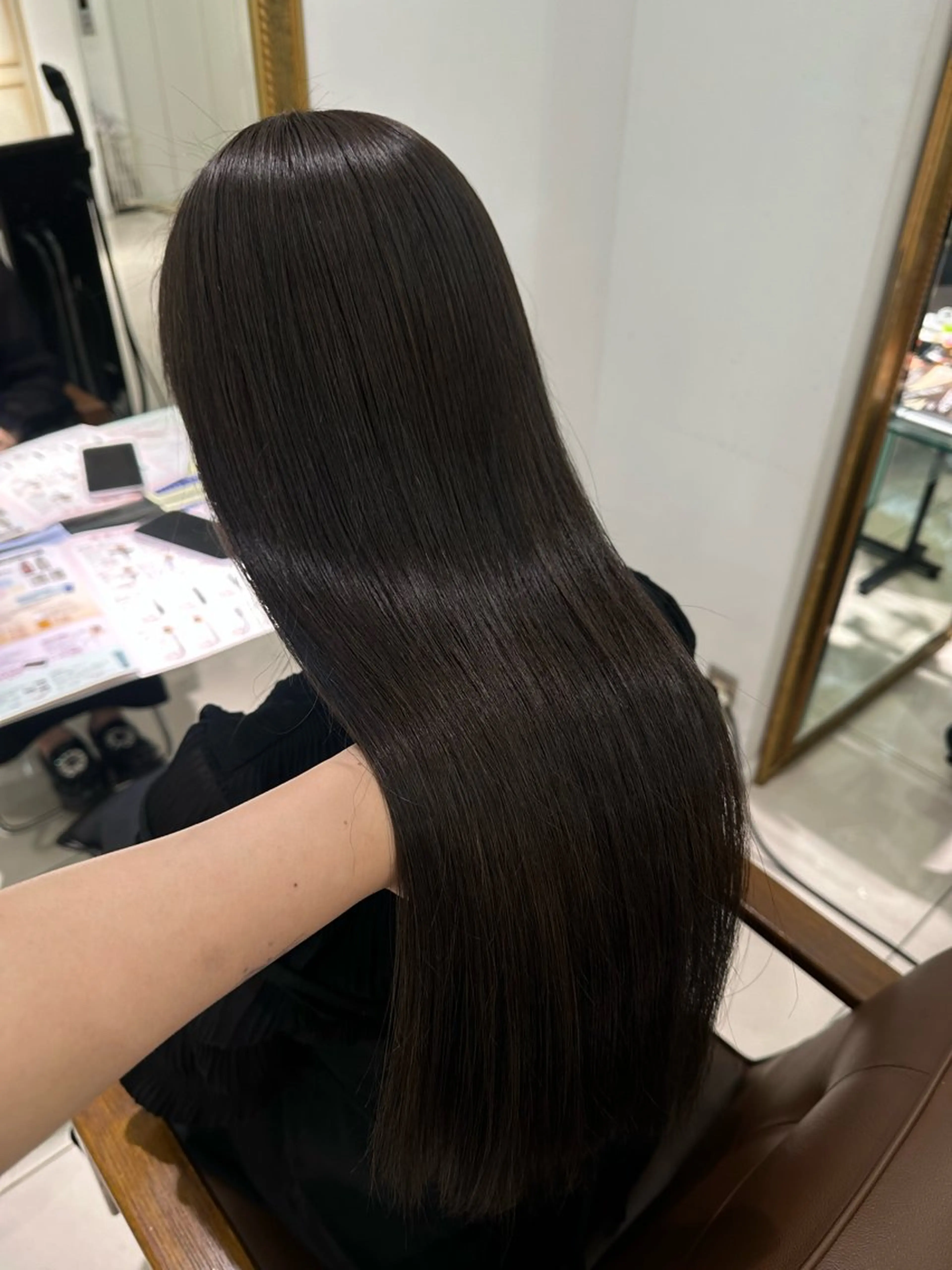 ロング カラー 透明感カラー ヘアカラー トリートメント 髪質改善透明感カラー 🩶Nanakoのヘアスタイル