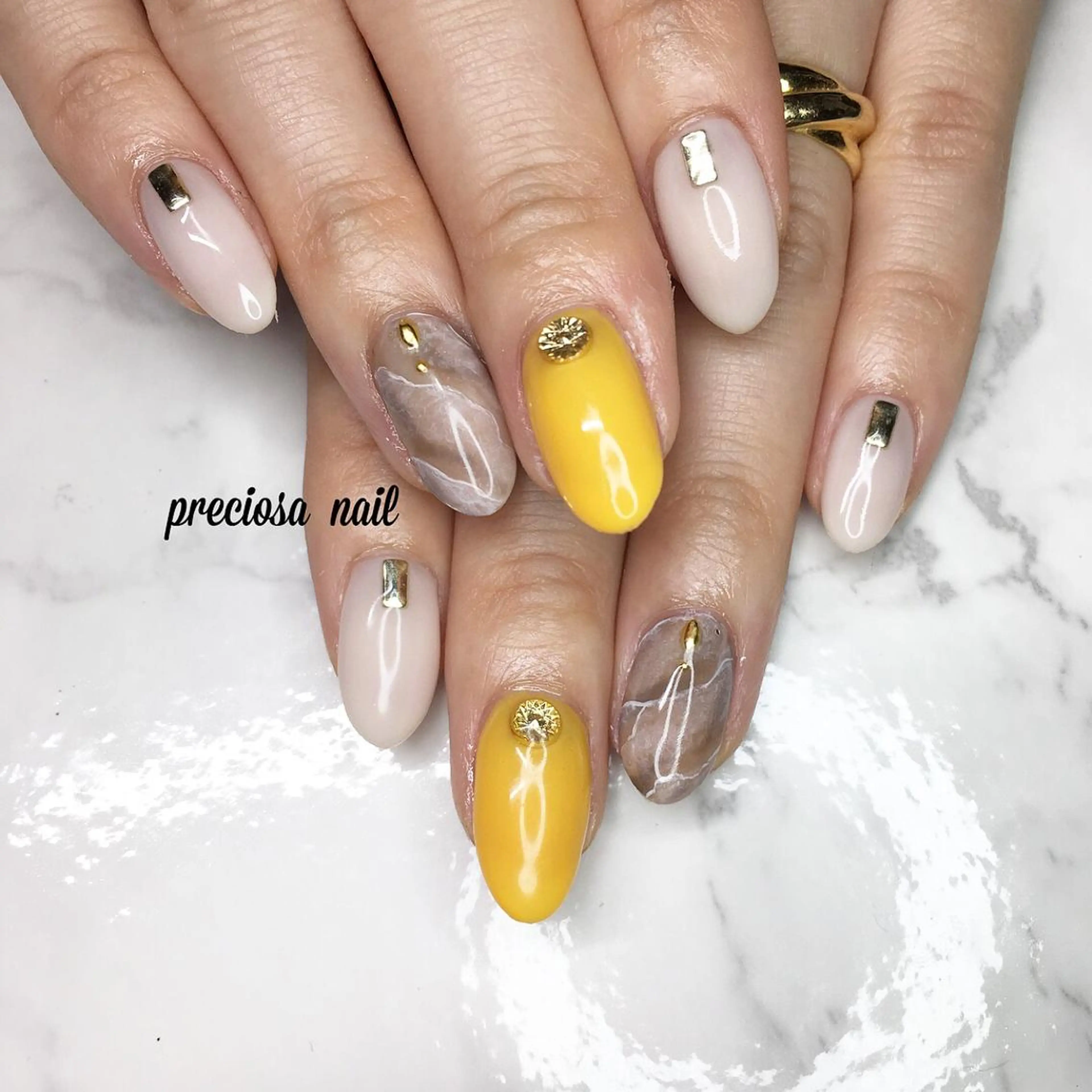 ネイル preciosa.nail所属・久場 晴美のネイルデザイン