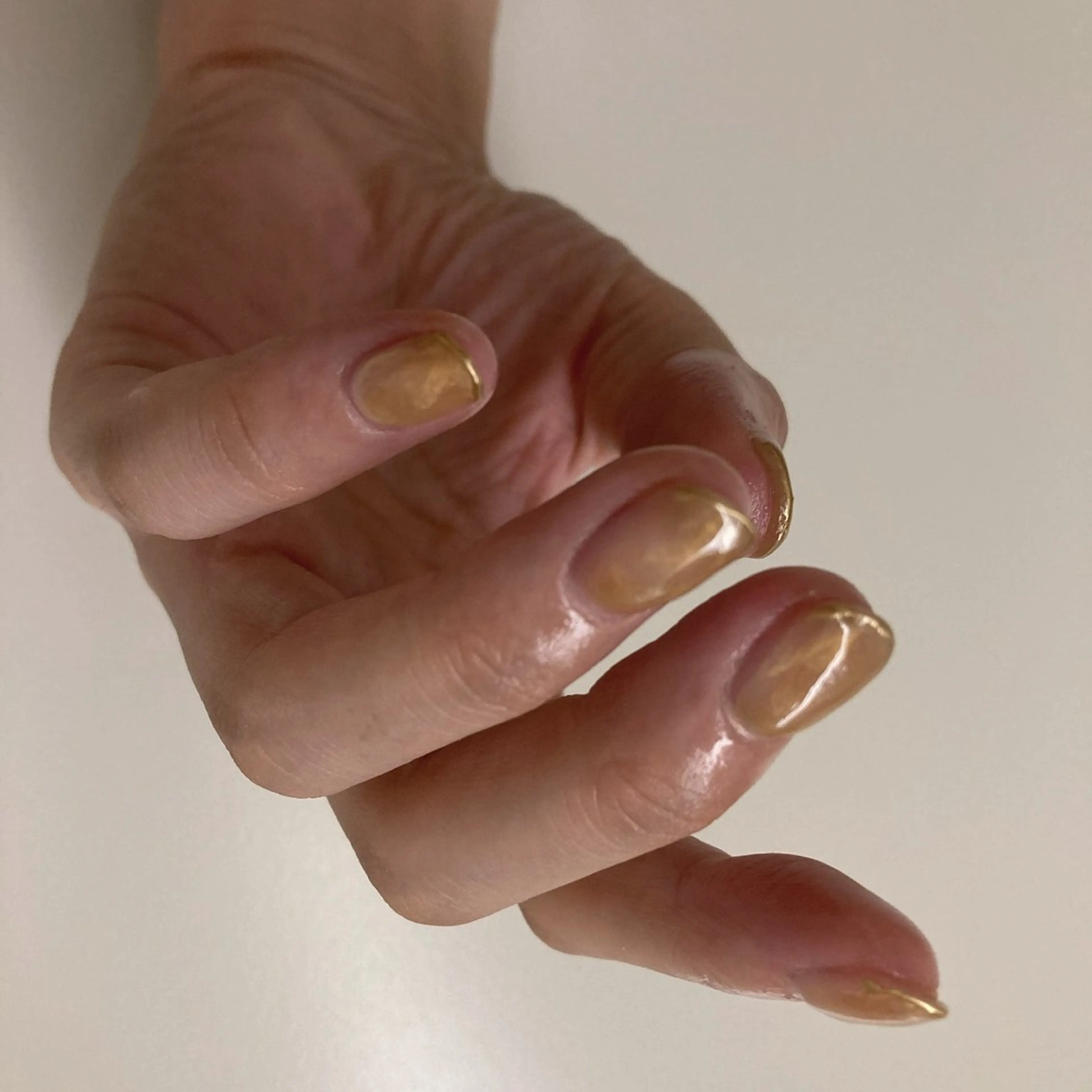 ネイル ニュアンスネイル ぷっくりネイル 𓂃toi. 儚げnuanceのネイルデザイン