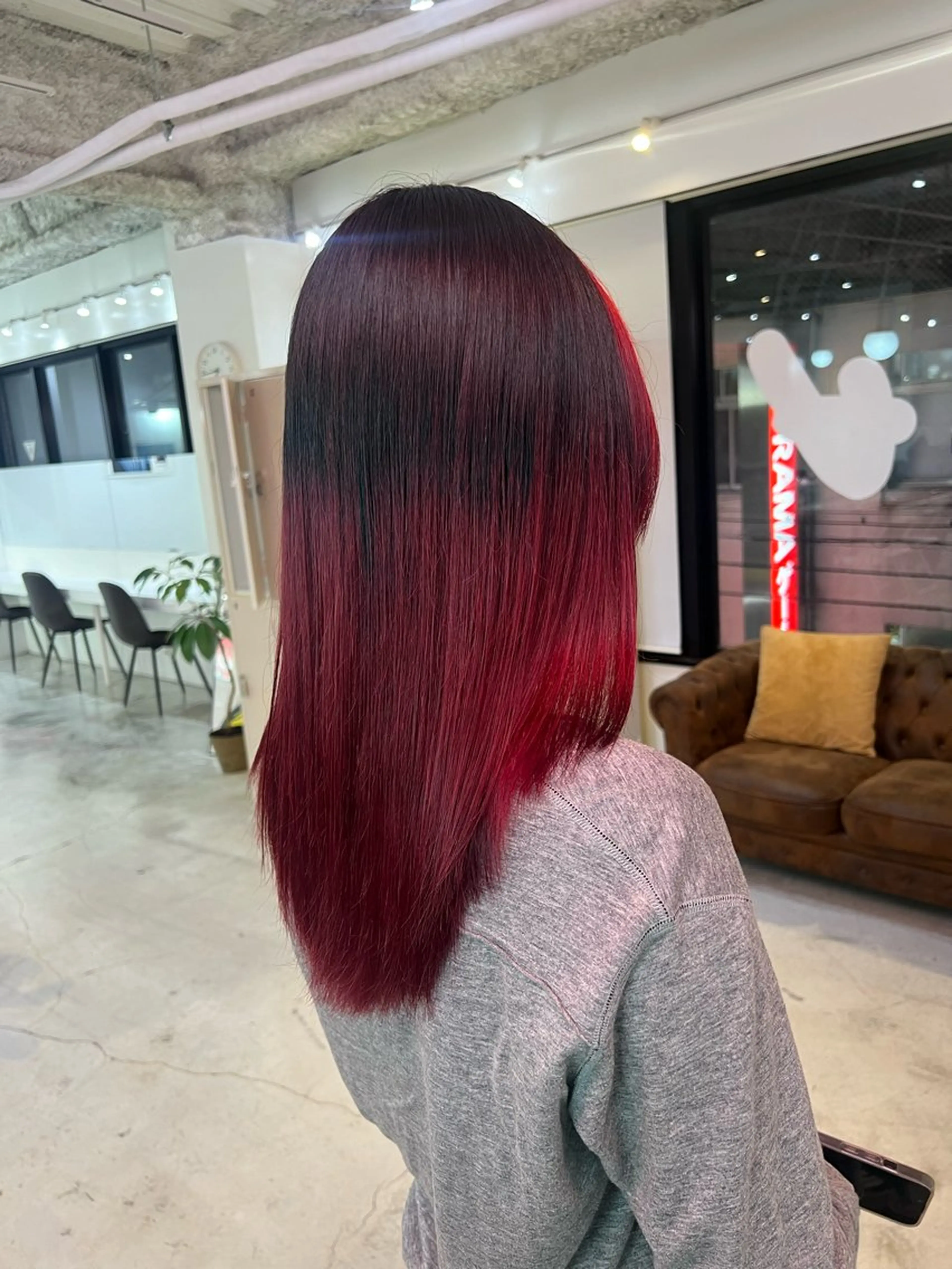 ミディアム カット ヘアカラー 💥ウルフカット デザインあんな💥のヘアスタイル