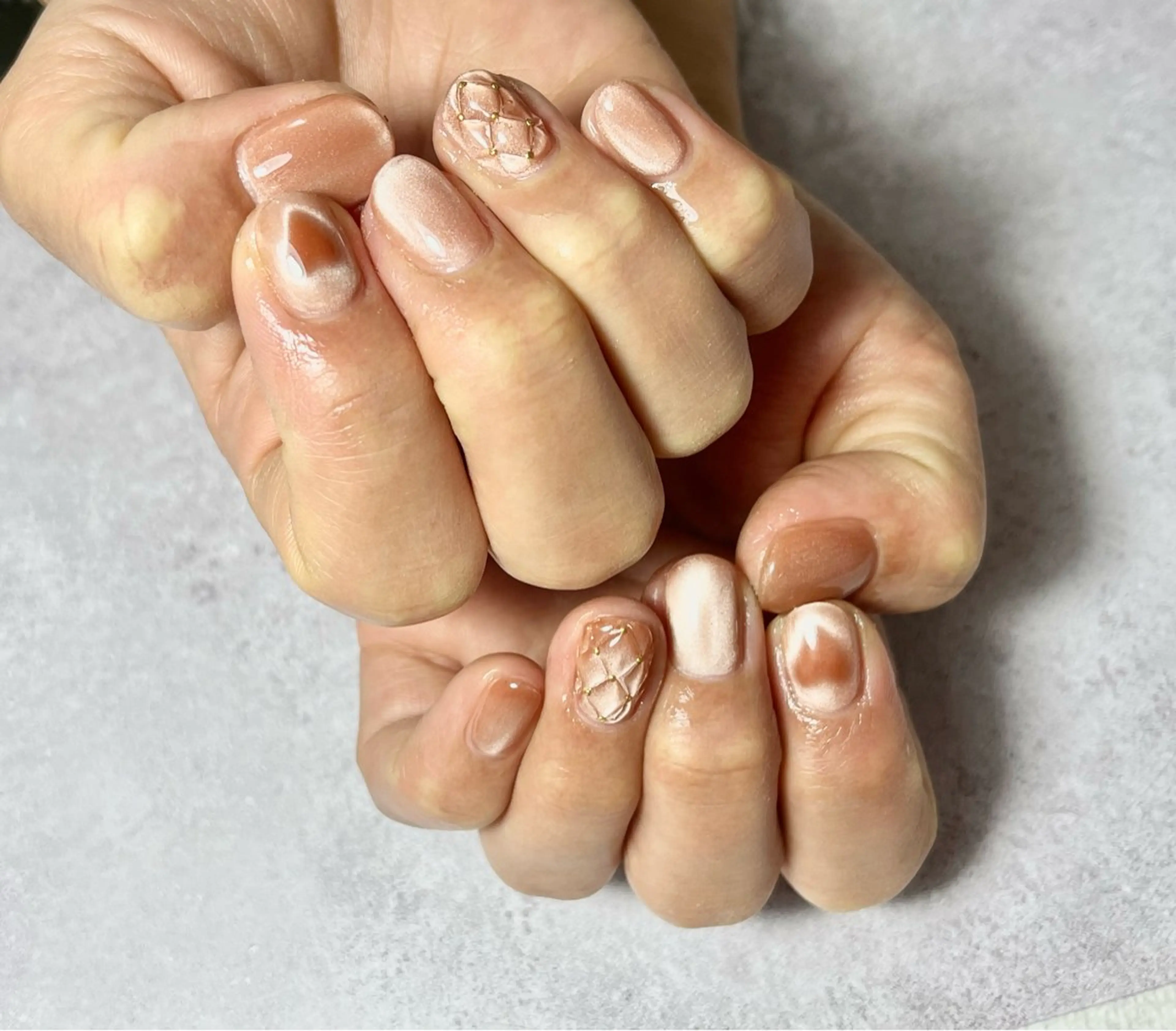 ネイル ハート マグネットネイル ハンドネイル more Private Nail Salon所属・K. makiのネイルデザイン