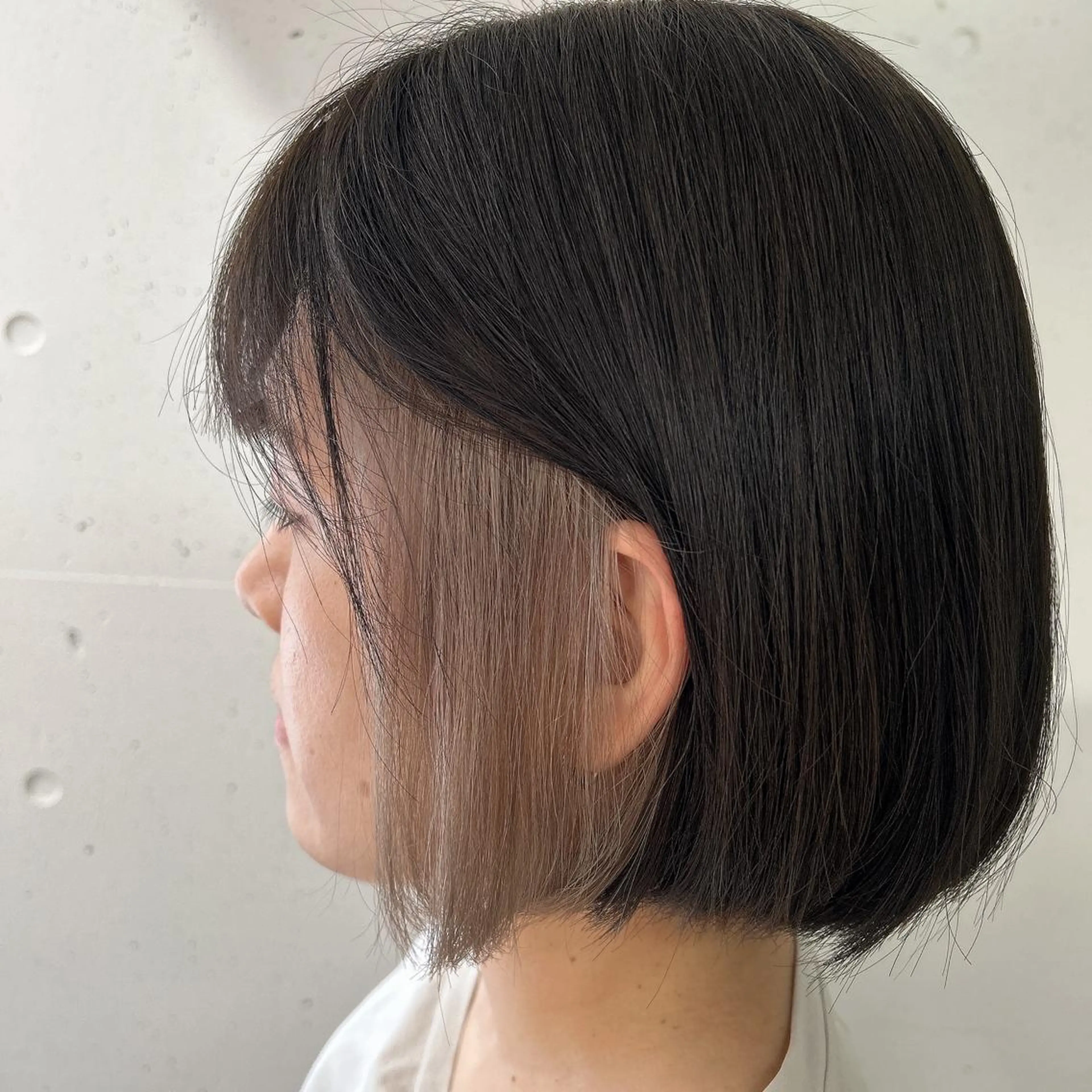 ショート カラー ベージュカラー インナーカラー オリーブベージュ カット ヘアカラー ミルミー美容室所属・🦄💒💓齎藤 七海子🦄💒💓のマツエク・マツパデザイン