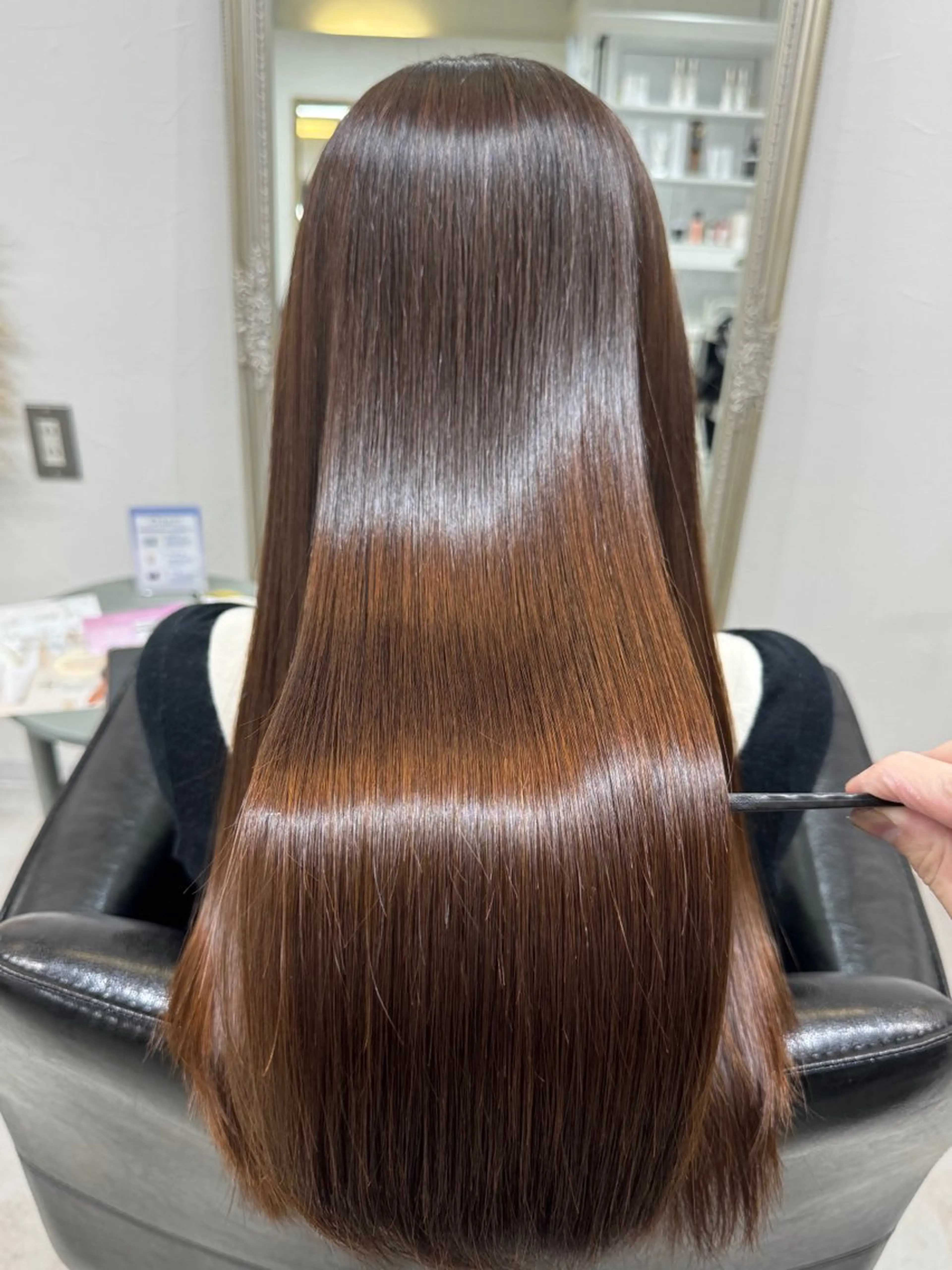 【透明感カラー＆髪質改善】極艶カラー＋髪質改善UPTOGLOSSの写真
