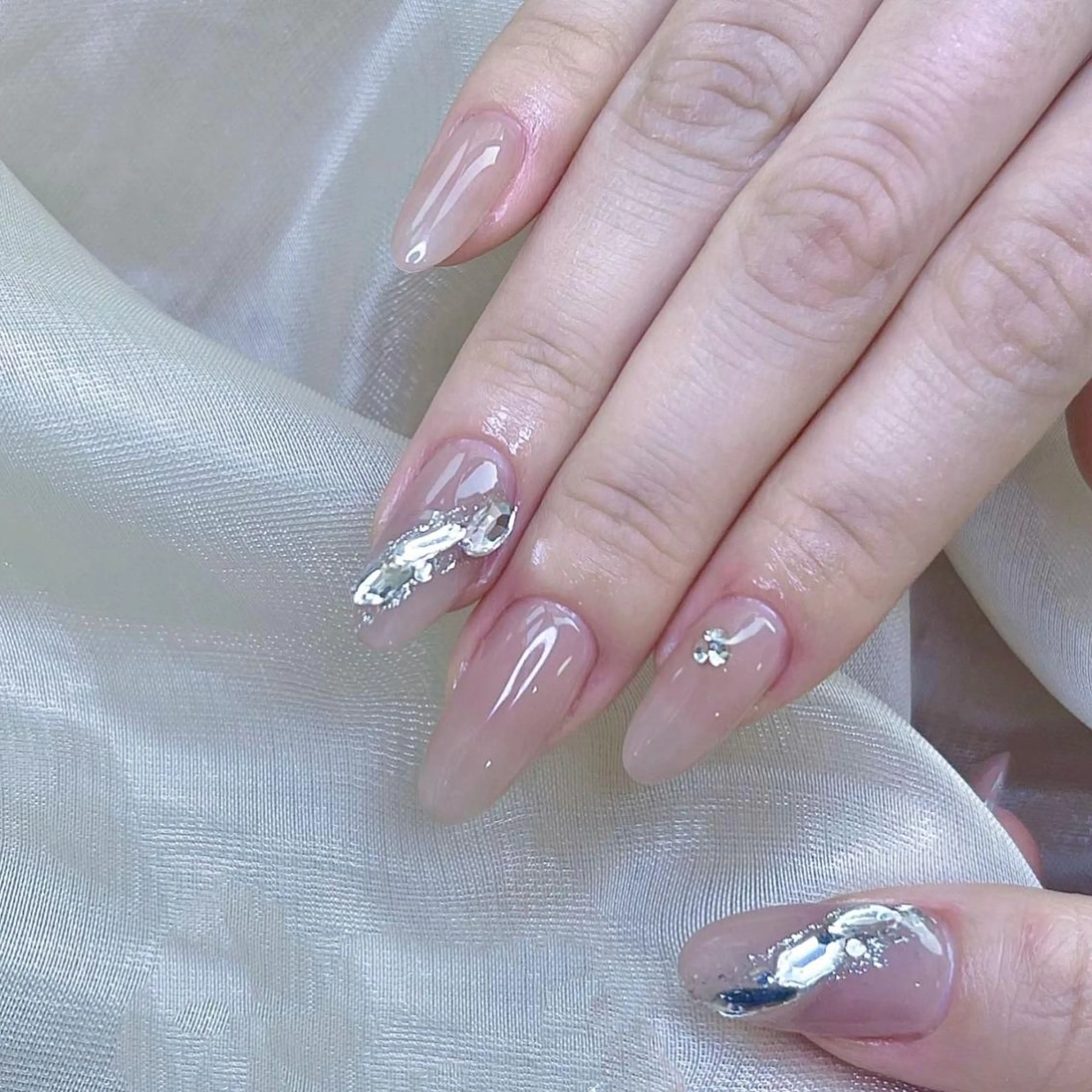 ネイル Queens みなみのネイルデザイン