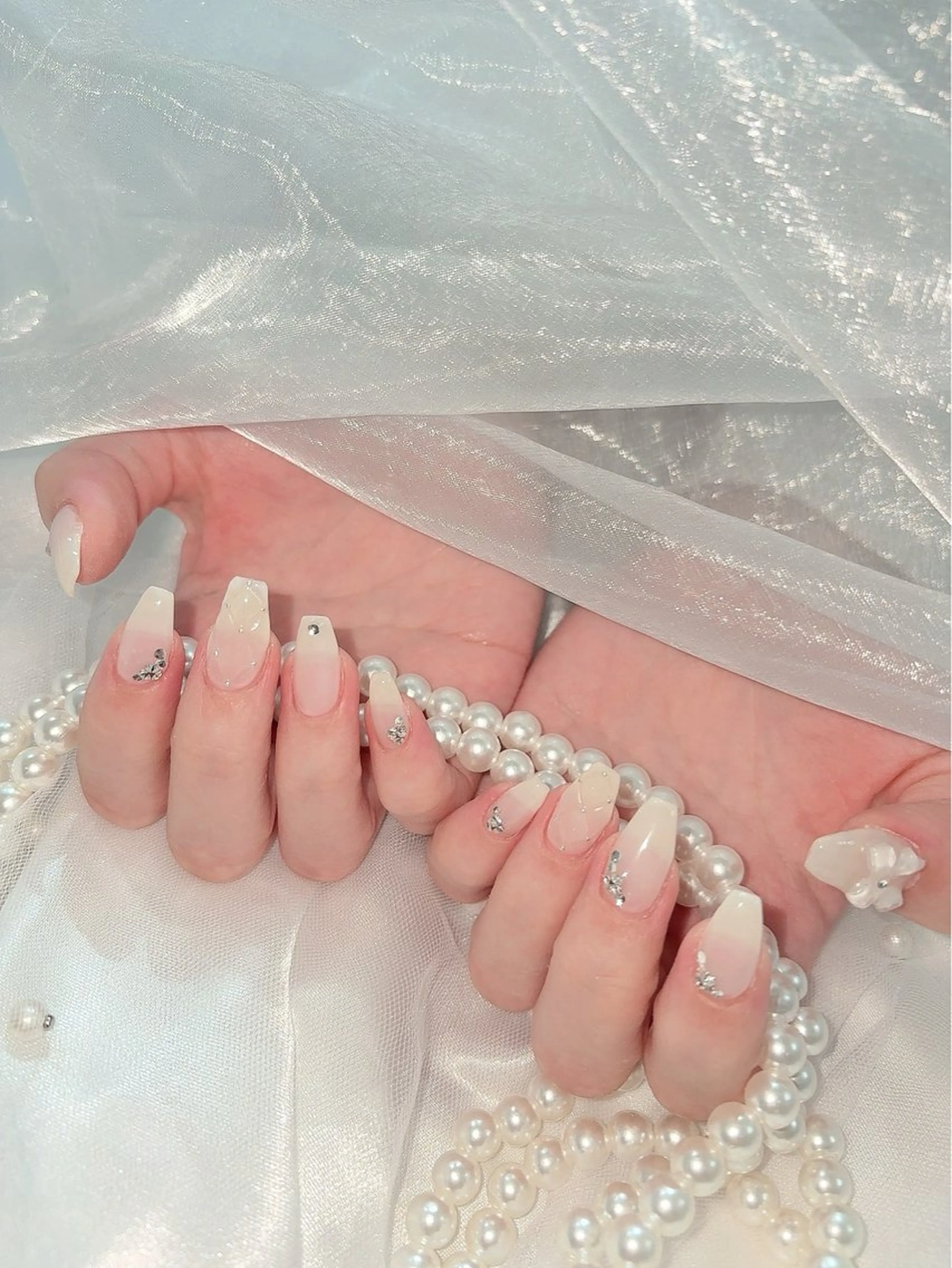 ネイル ハンドネイル CHARIS yunaのネイルデザイン