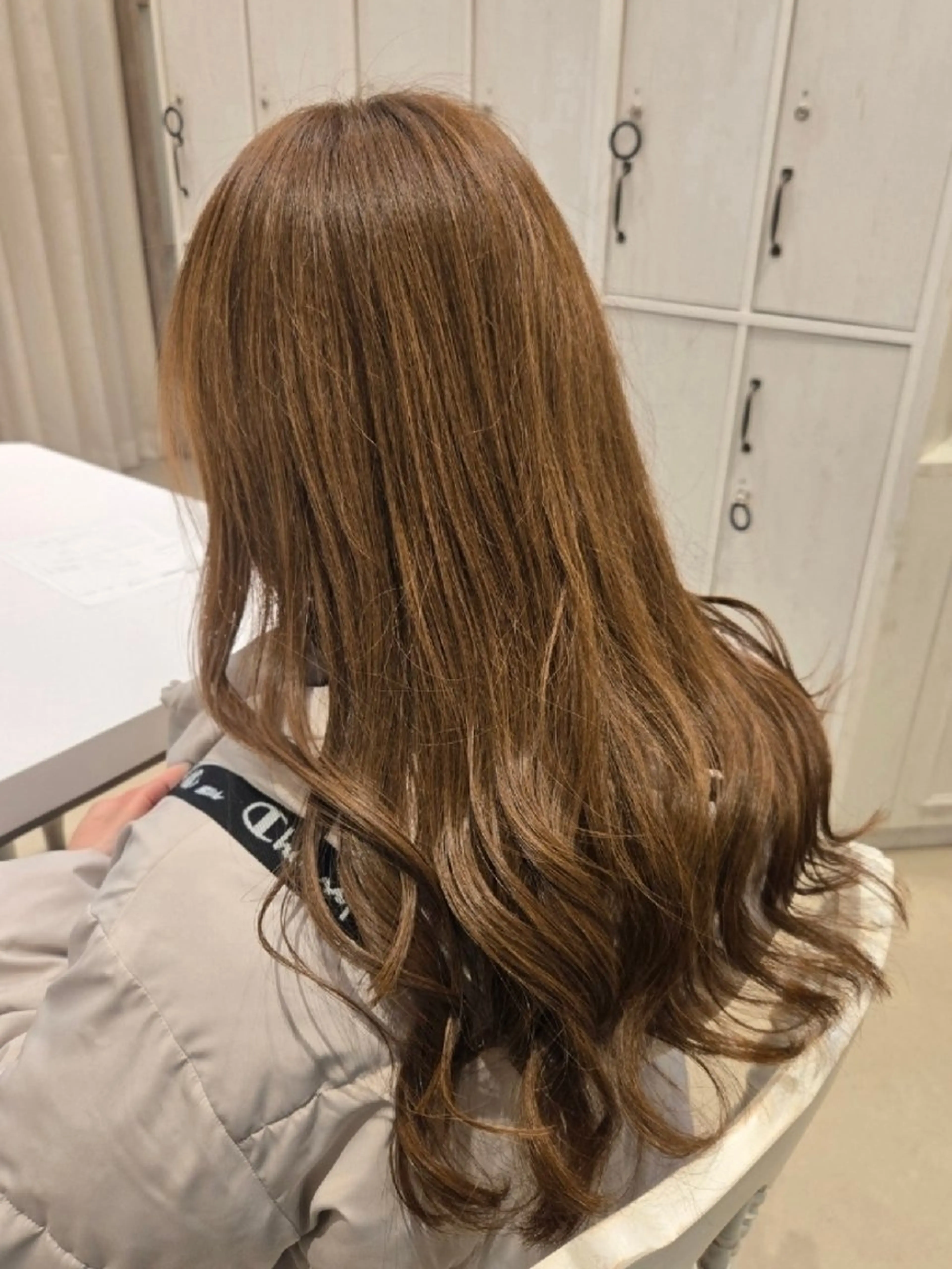 ロング カット ヘアカラー トリートメント 小峯 瑞貴のヘアスタイル