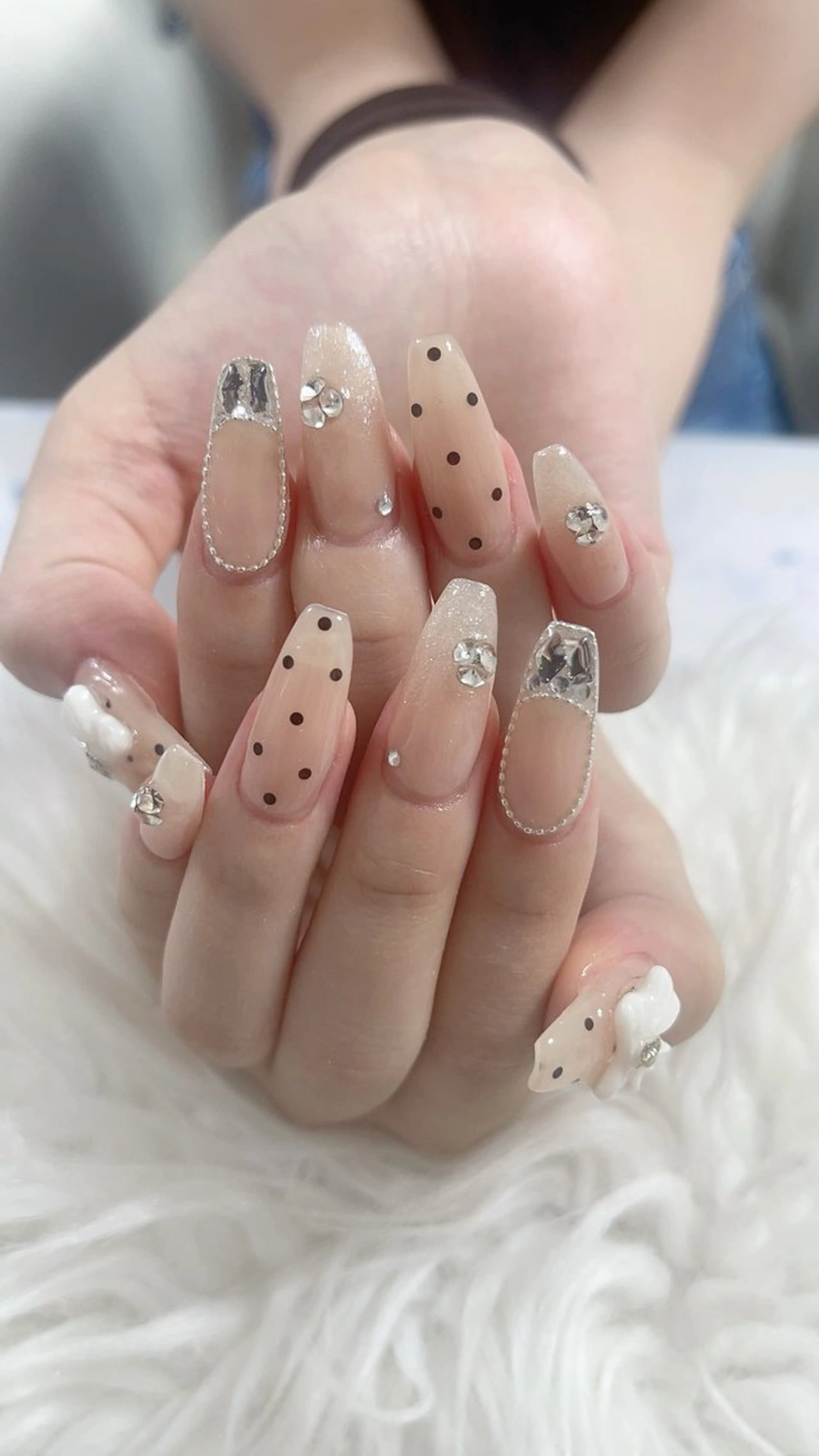 ネイル ハンドネイル 菲菲ネイルサロン所属・FF フィフィネイルサロンのネイルデザイン