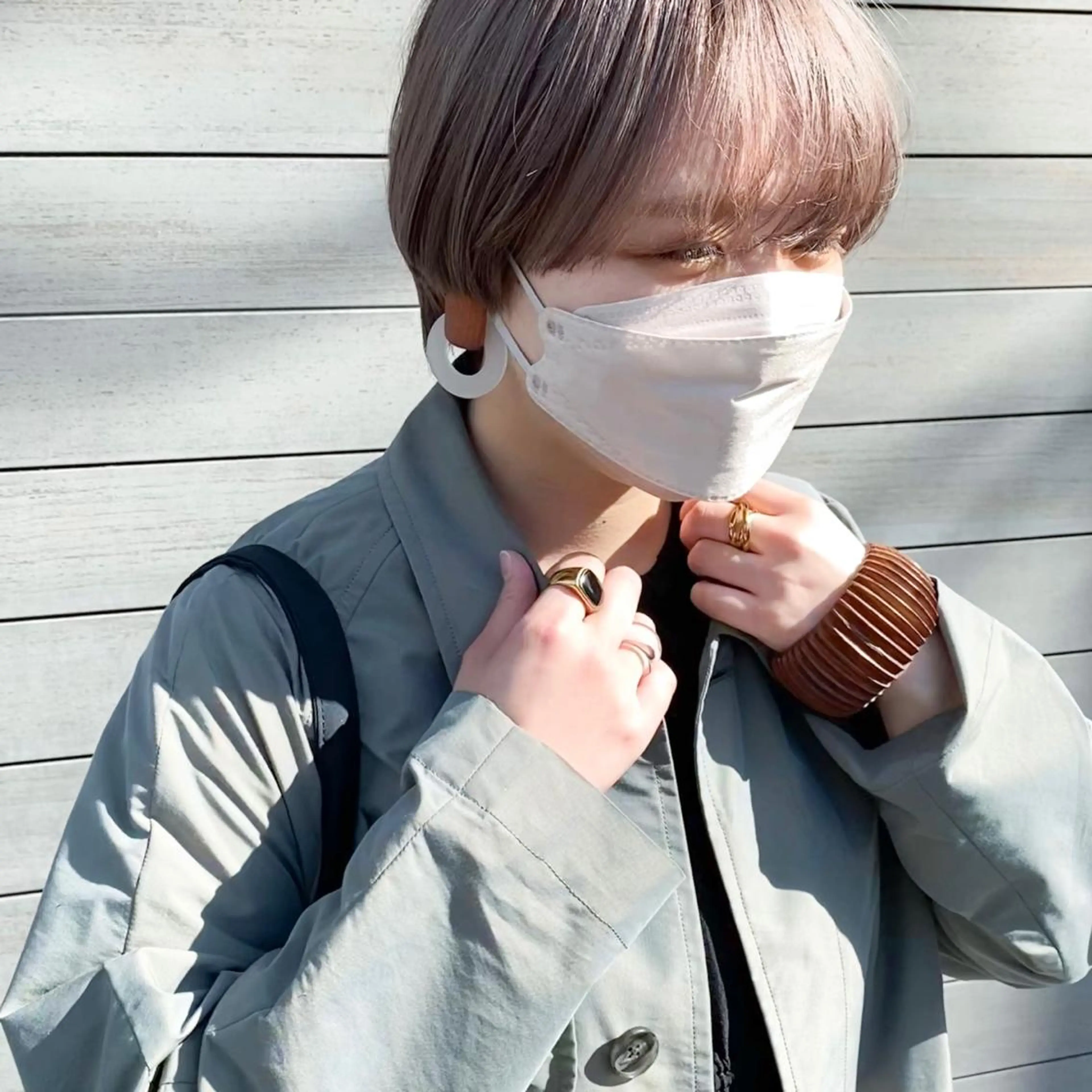 ショート カラー 艶髪ブリーチ 永井竜也のヘアスタイル