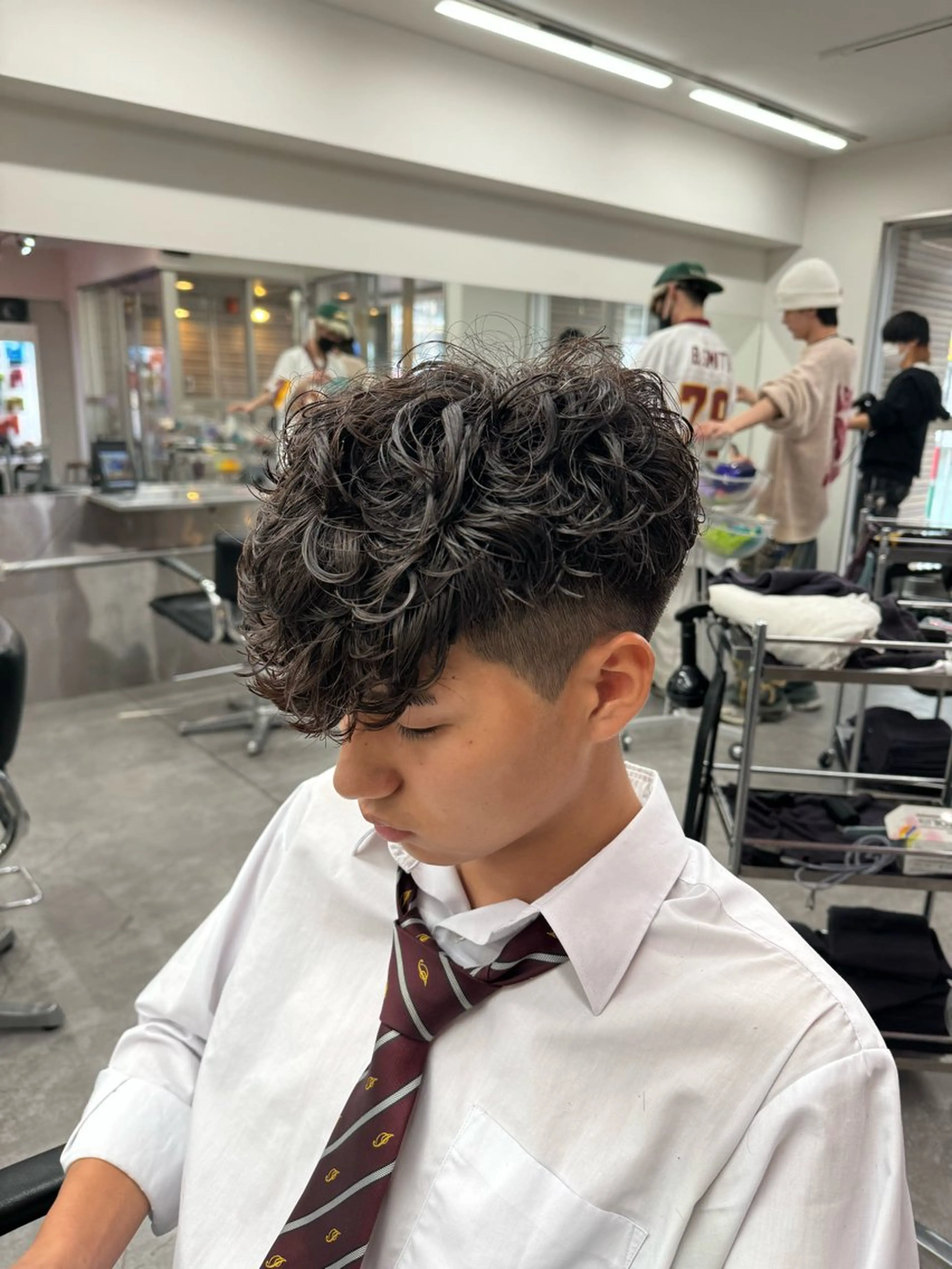ショート カラー パーマ メンズ メンズパーマ スペインカール カット パーマ 🔥メンズパーマ特化 🔥店長中村雄樹のヘアスタイル