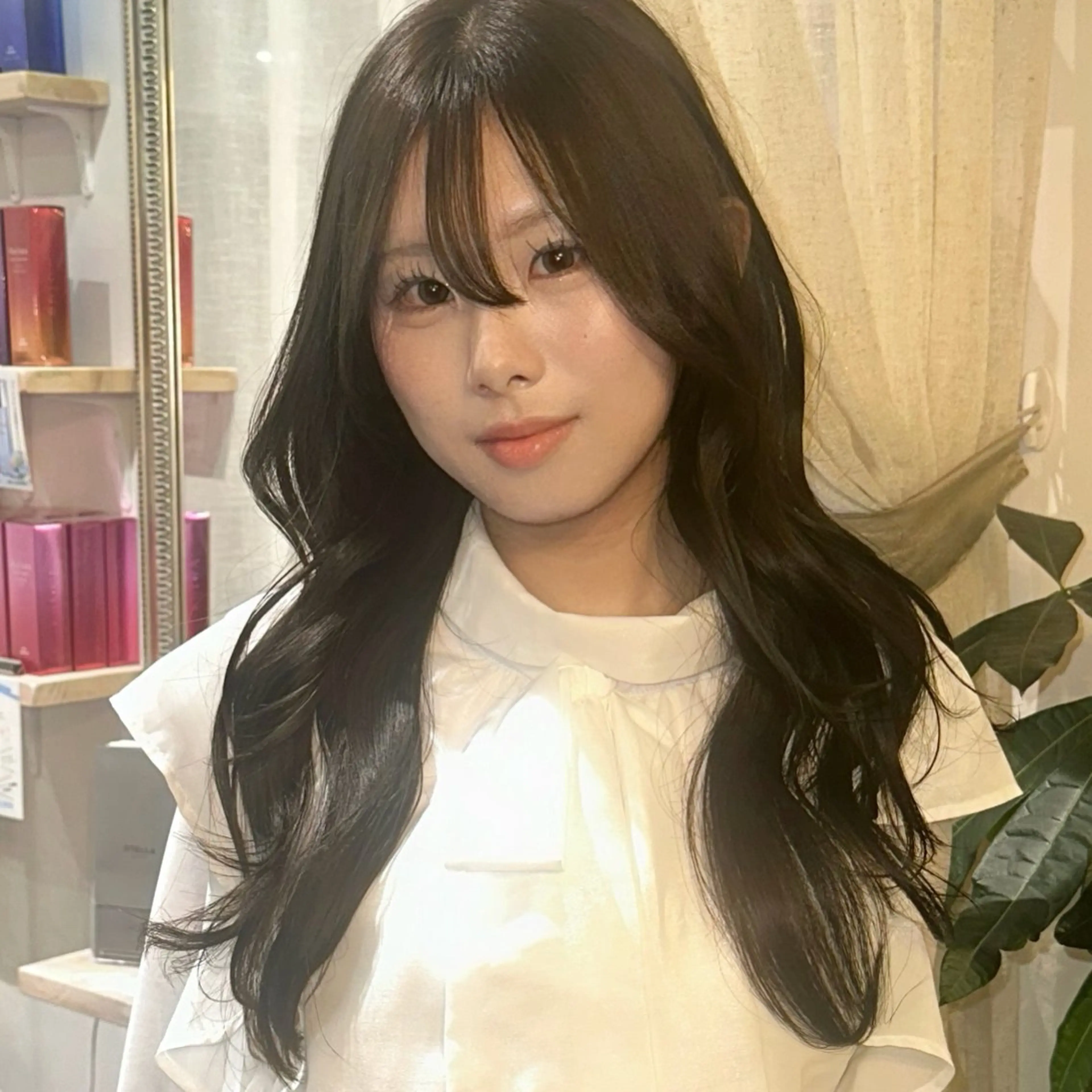 ロング ヨシンモリ レイヤーカット カット ヘアカラー トリートメント マエダルイ🌐 韓国ヘア🌐博多のヘアスタイル