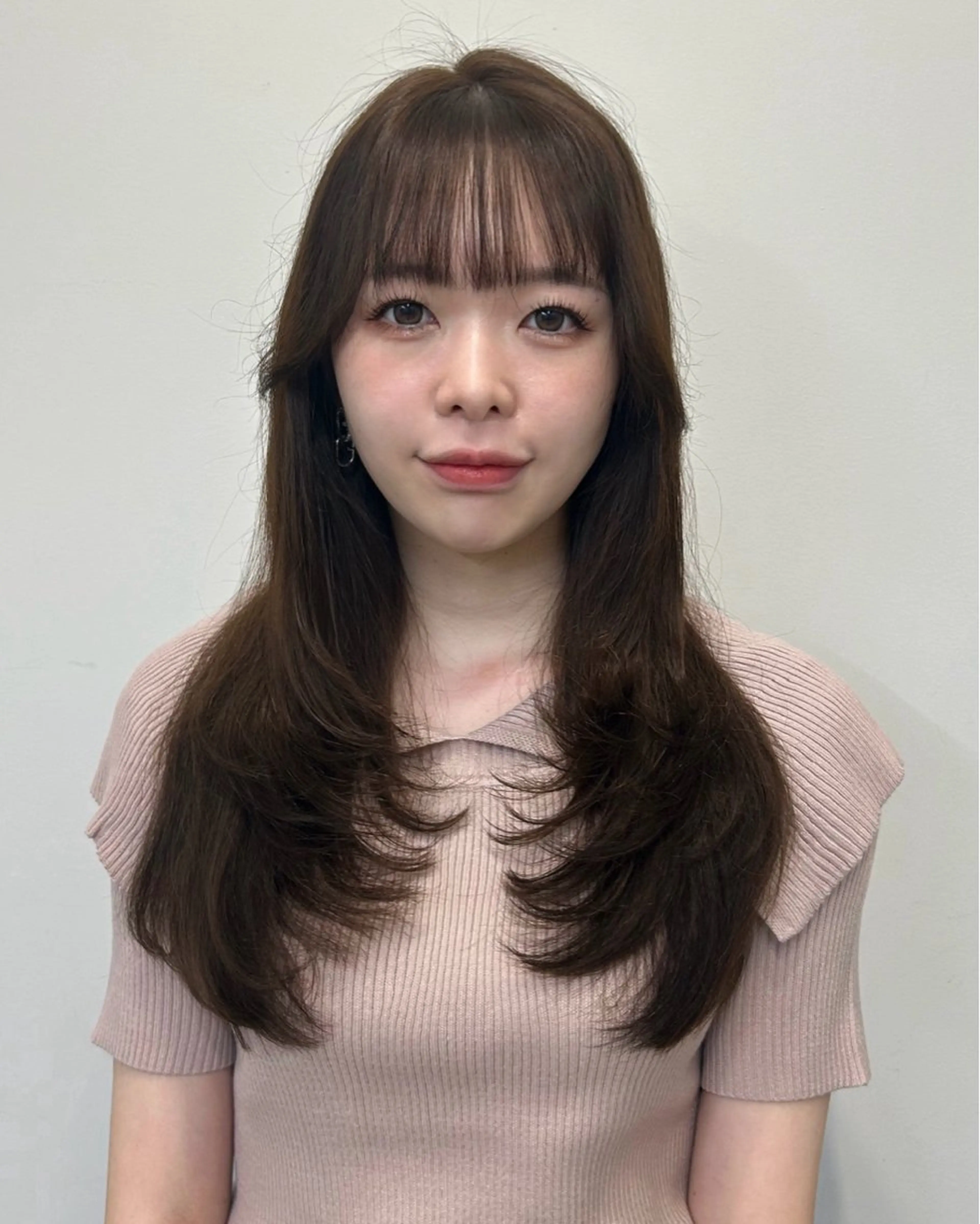 ロング カラー ボブ 顔まわりレイヤー 韓国風ヘア レイヤーカット ロング カット ヘアカラー トリートメント sunc所属・レイヤーカット ワンホンヘアそうたのヘアスタイル