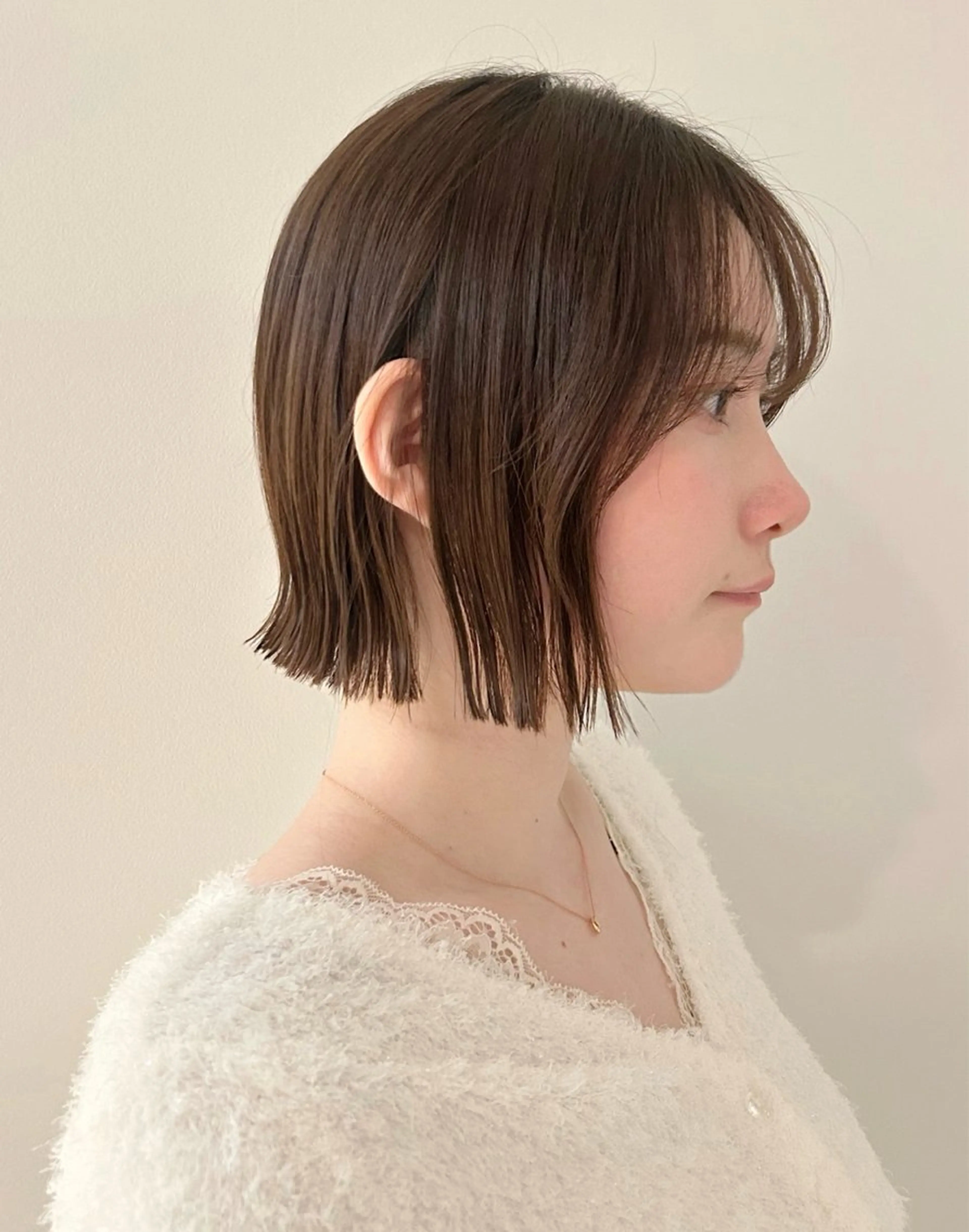 ミディアム ボブ 外ハネヘア 縮毛矯正 北林 佳乃のヘアスタイル